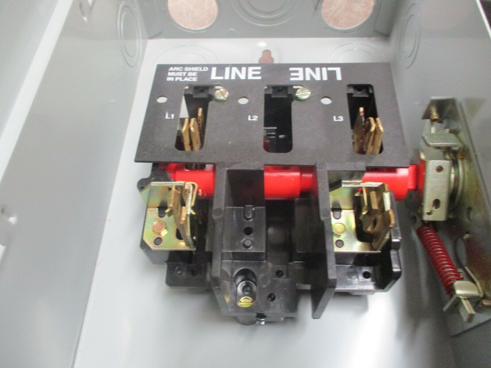 GE Fusible Safety Switch / Disconnect TG3223 100A 240V Used