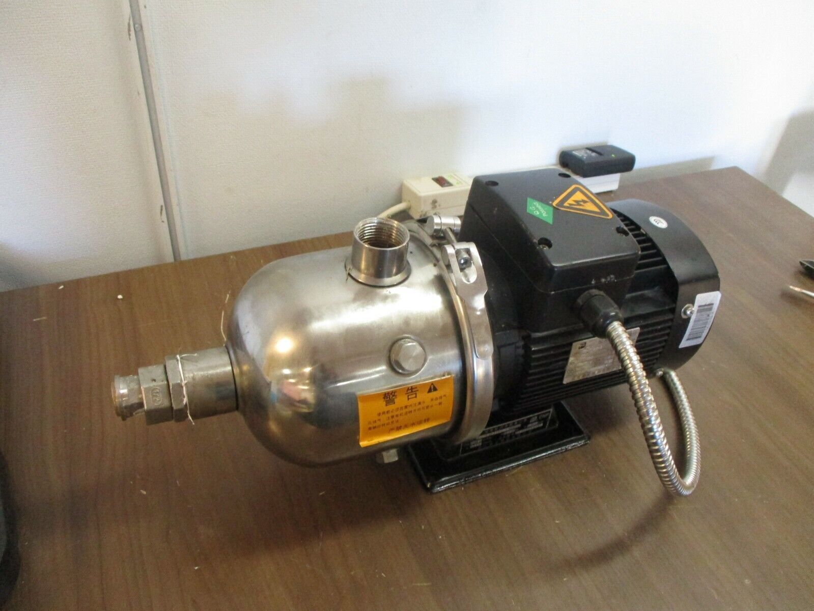 CNP Stainless Steel Pump CHL4-20LSW5C 0.75HP 15m Head 4m3/h Used