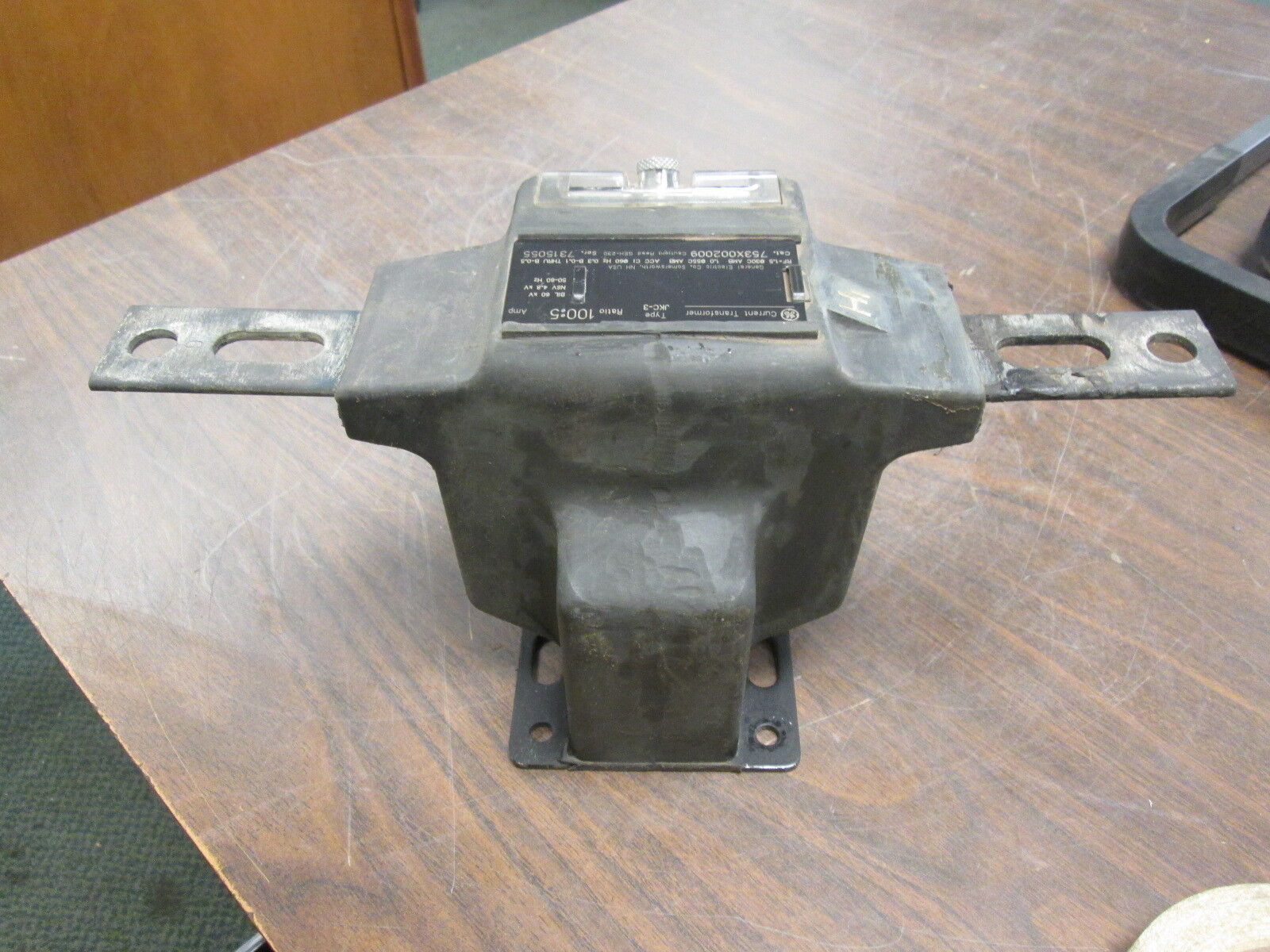 GE Type JKC-3 Current Transformer 753X002009 Ratio 100:5A 60KV BIL Used