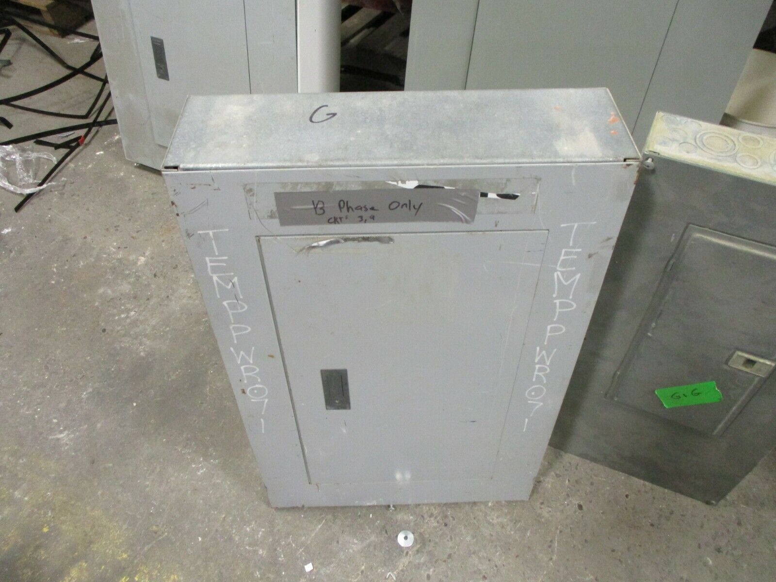 Siemens Main Breaker Circuit Breaker Panel I1X18MC250C 250A Max 208Y/120 3Ph 4W