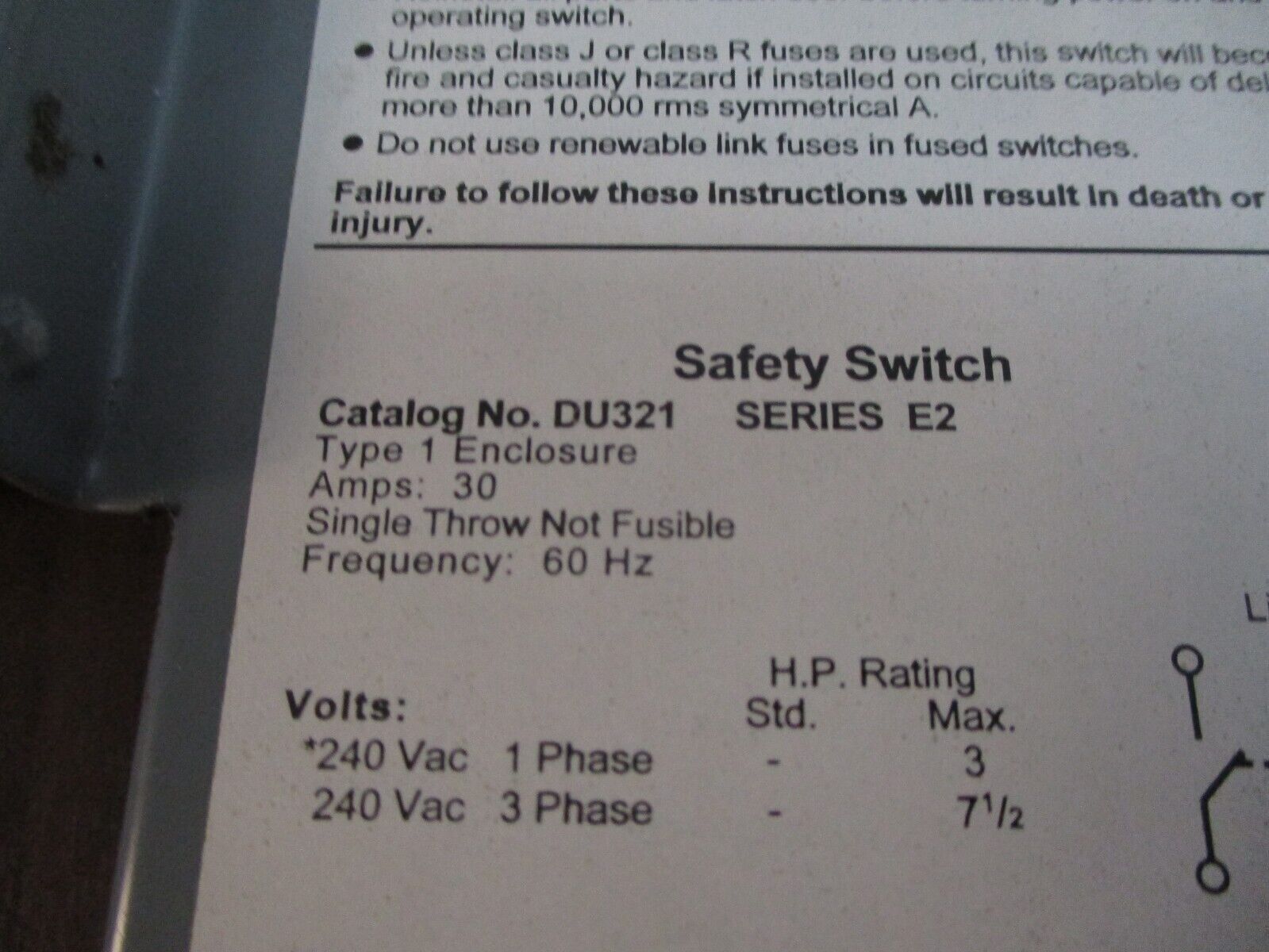 Square D Non-Fusible Safety Switch/Disconnect DU-321 30A 240V Used