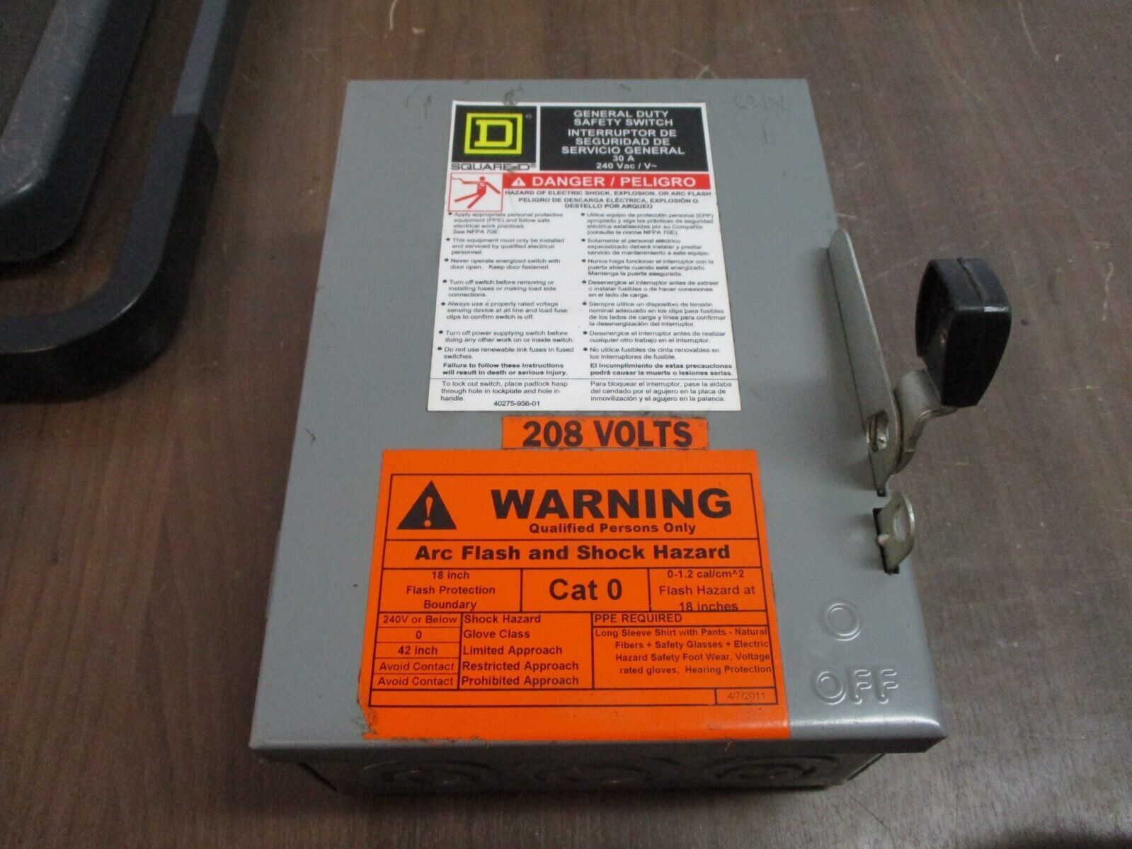 Square D Non-Fusible Safety Switch/Disconnect DU-321 30A 240V Used