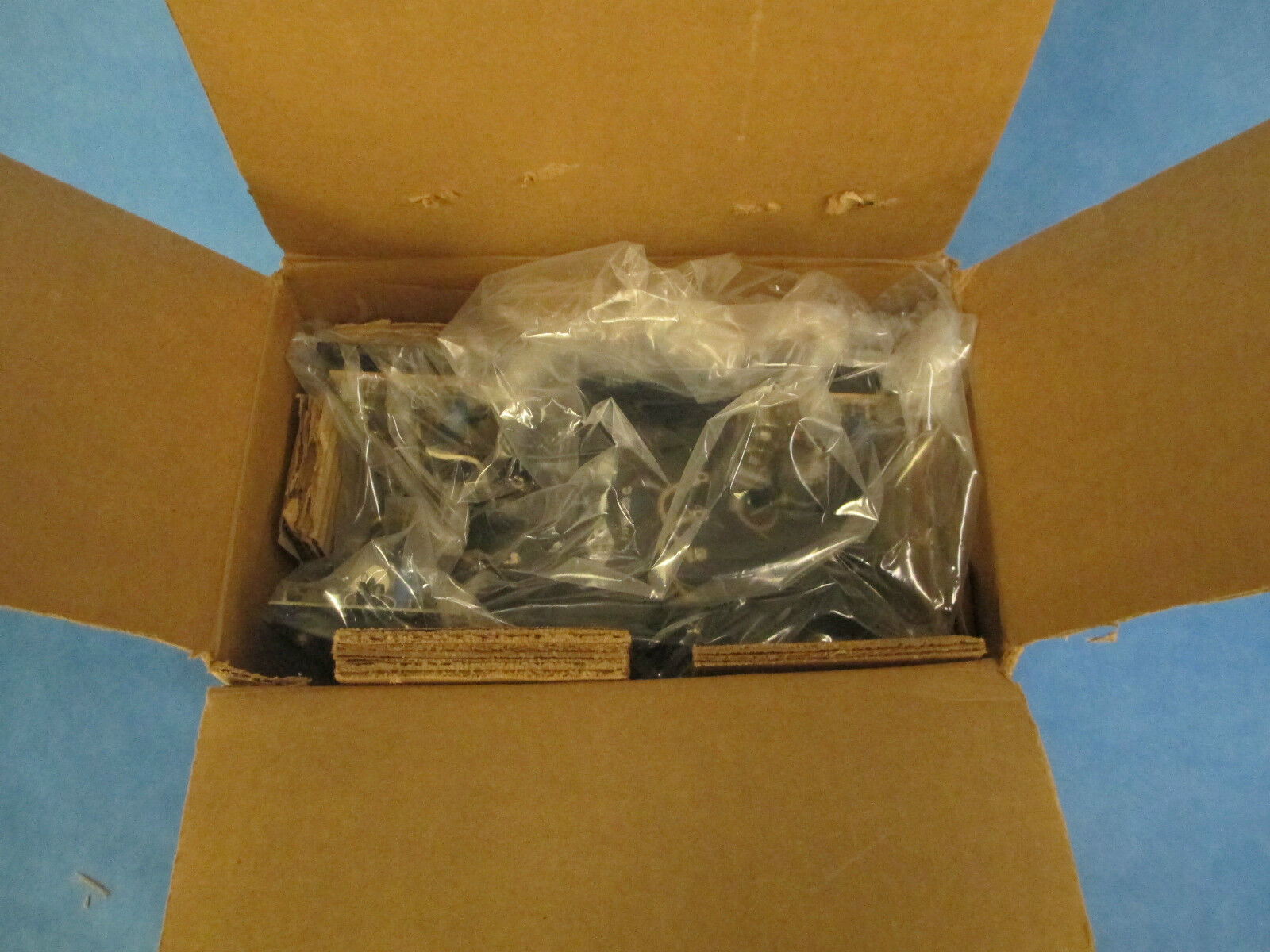 Sola Electric DC Power Supply, 83-12-3218, 120VAC to 12VDC, New in Box!!!