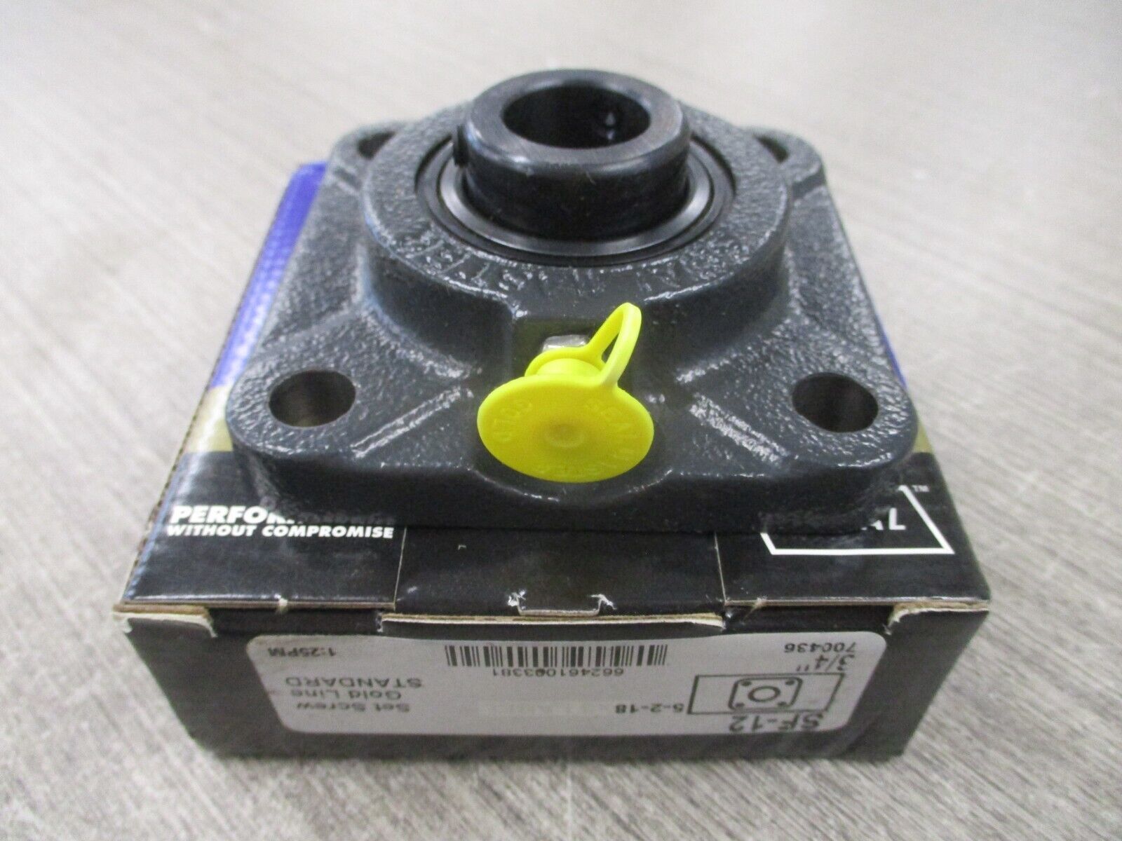 SealMaster Gold Line Flange Mount Bearing SF-12 3/4" New Surplus