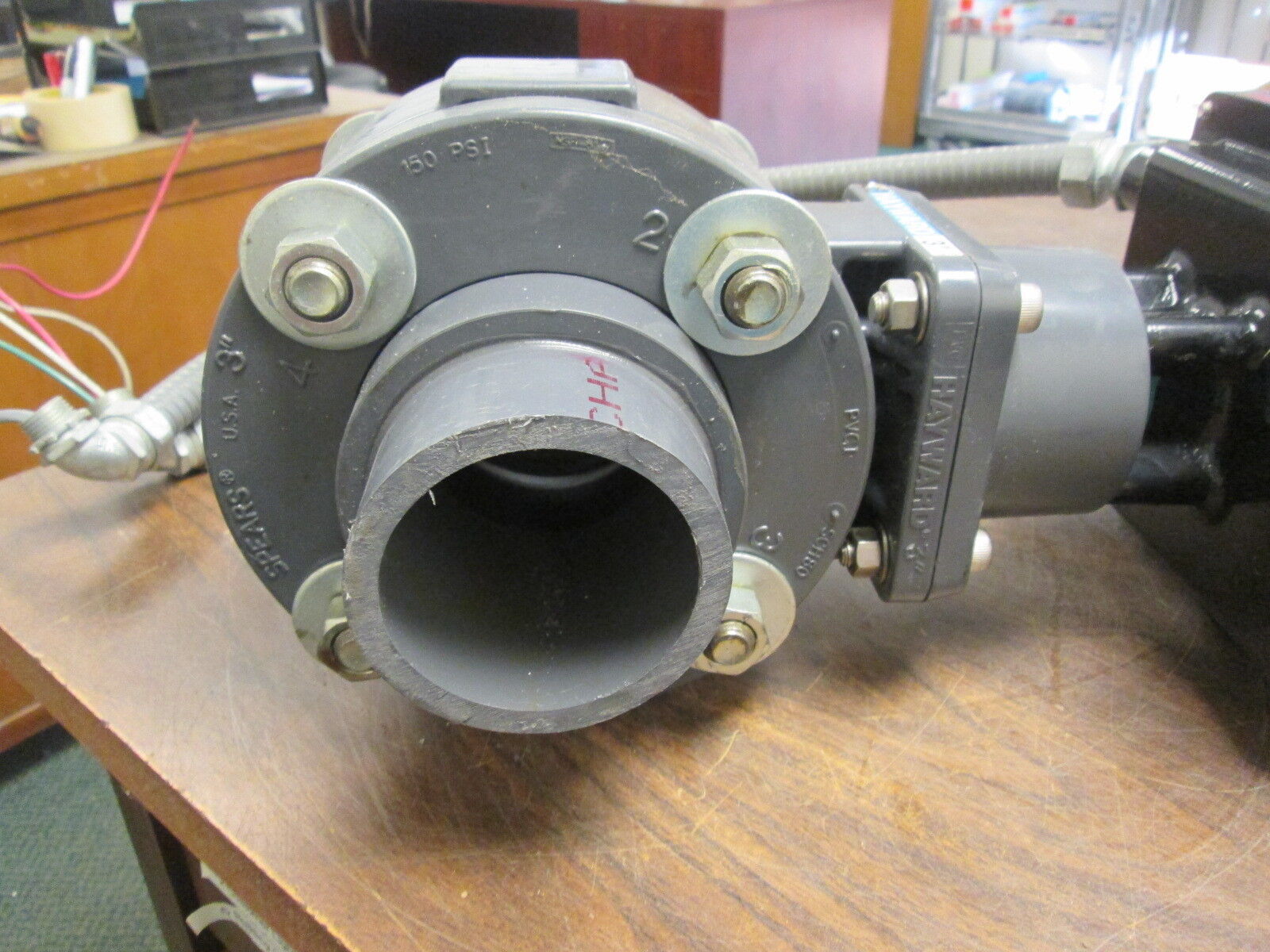 Hayward Actuating Butterfly Valve EVS3 KC2EX2 150PSI PVC Body 115V 0.3A Used