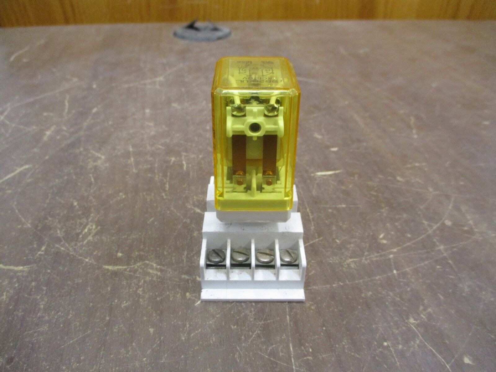 IDEC Relay RR2P-UL 120V Coil w/ Base *Lot of 3* Used