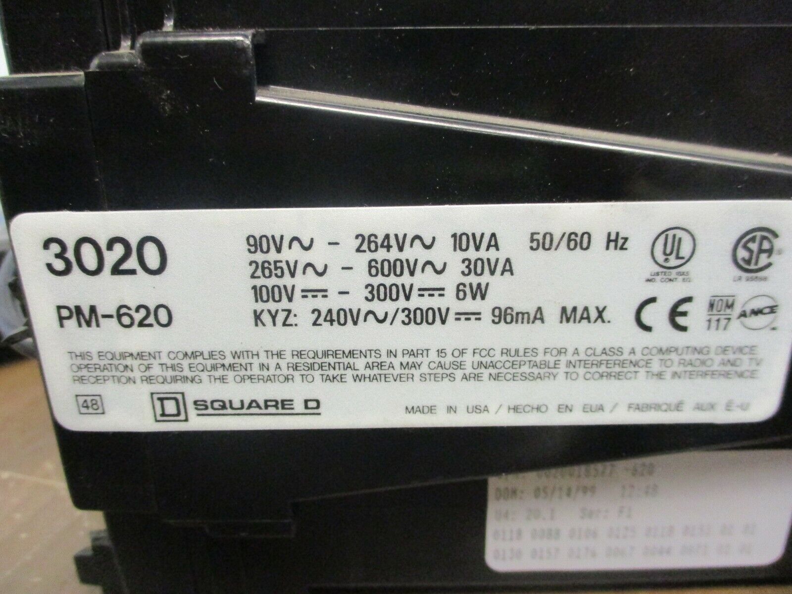 Square D PowerLogic Power Meter w/ Display 3020 PM-620/3020 PMD-32 Ser F1 Used