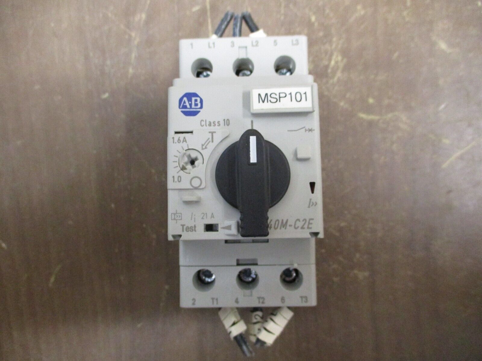 Allen-Bradley Manual Motor Protector 140M-C2E-B16 Ser. C Trip: 1.0-1.6A Used