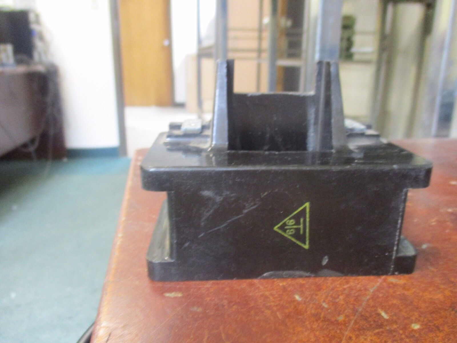 GE Magnetic Coil 22D153G3 208/220V@60Hz Used