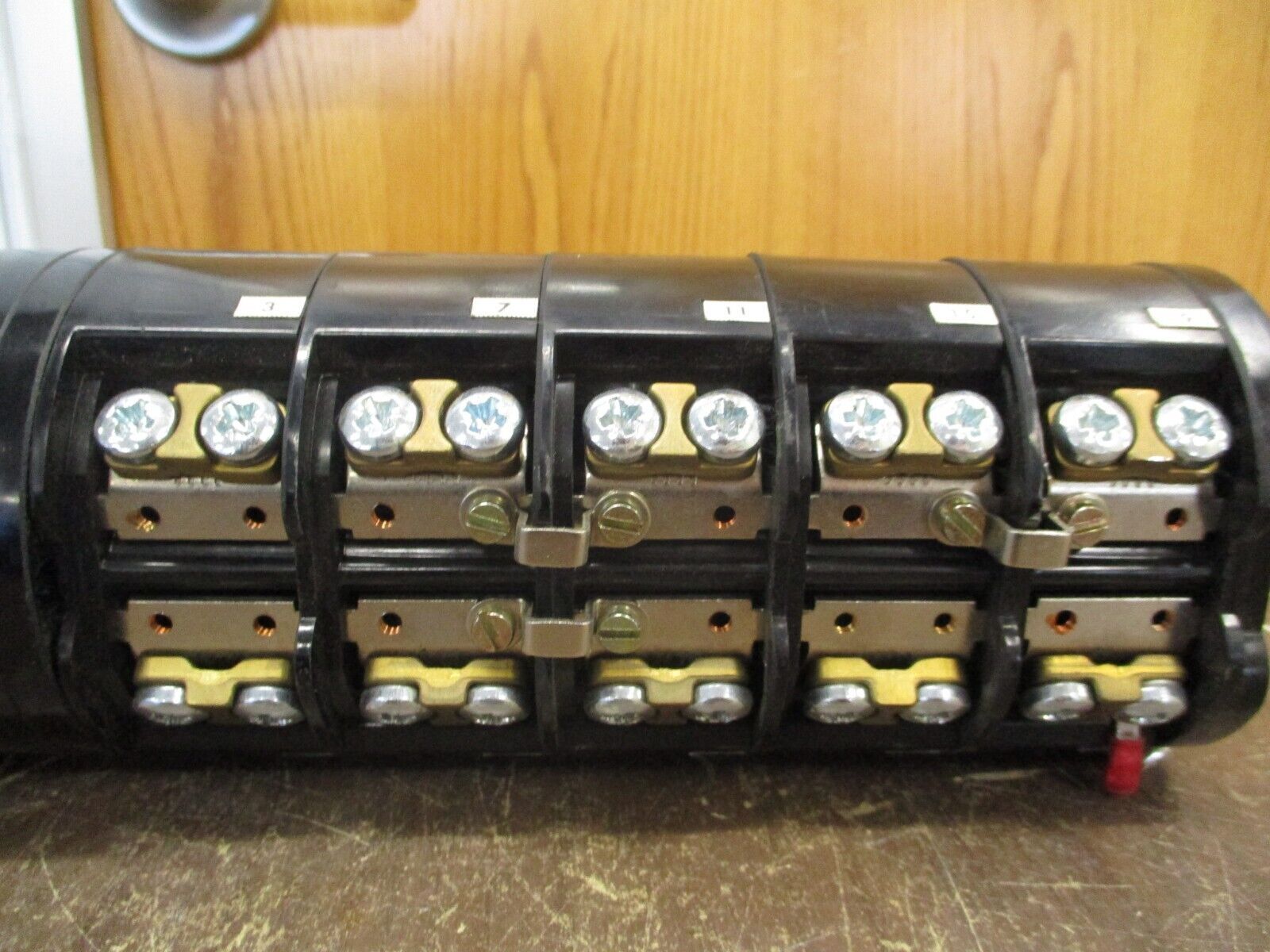 Entrelec Type I-80 UPS Bypass Rotary Switch 360 005 45 80A 600V Used