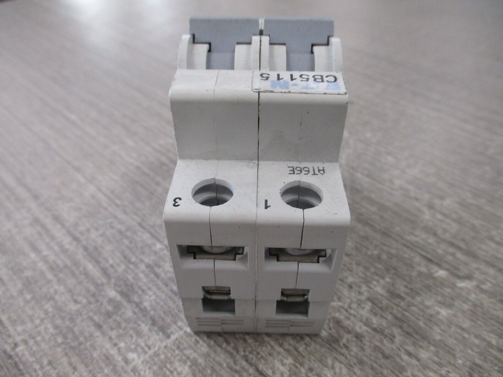 Eaton Circuit Breaker WMZS2D08 8A 277/480V 2P Used