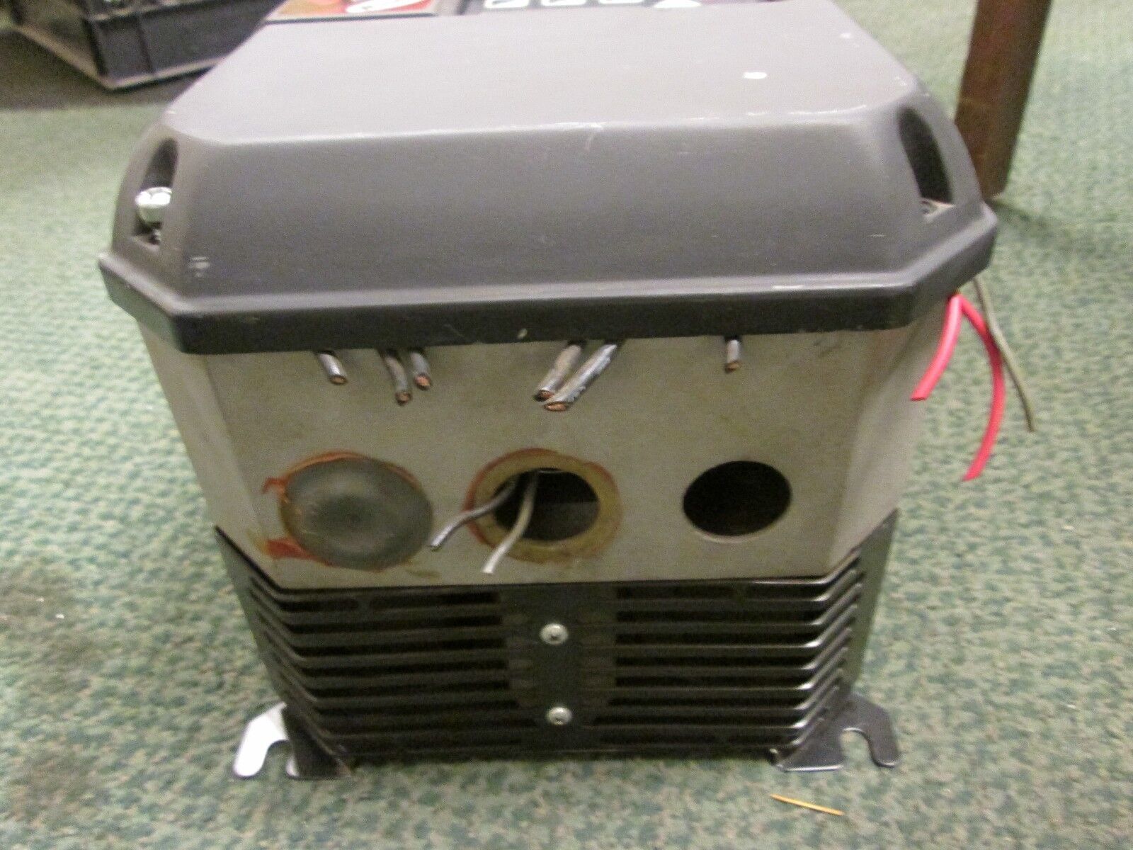 TB Wood's AC Drive WFC4007-5C 7.5HP Used - missing (2) cover screws