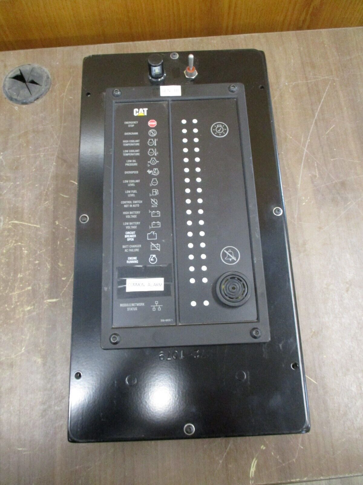 CAT Generator Annunciator Panel 356-6635 1 Used