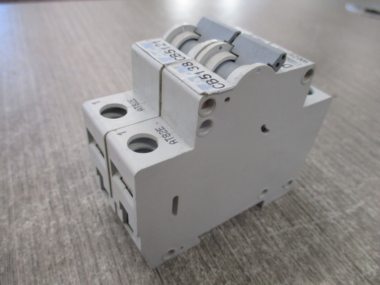 Eaton Circuit Breaker WMZS1D13 13A 230/400V 1P *Lot of 2* Used