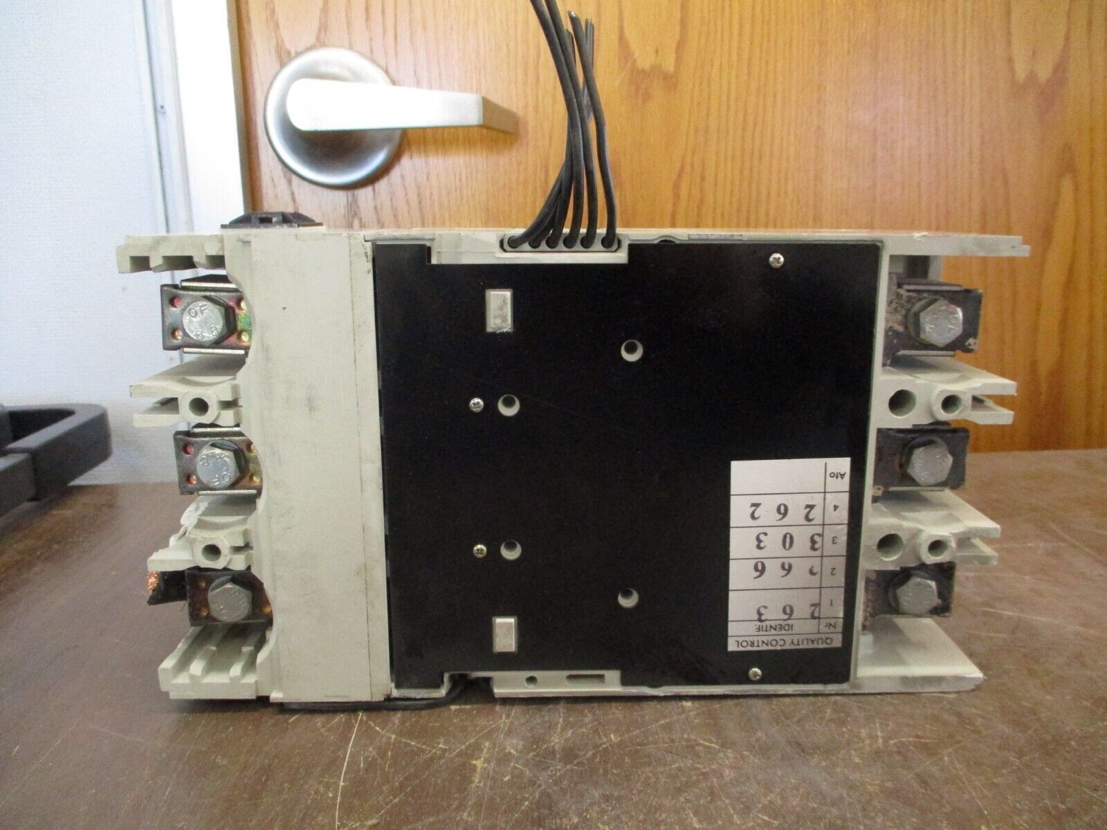 ABB SACE S5 Circuit Breaker S5N 300 300A 600V 2/24V Shunt Trip Used