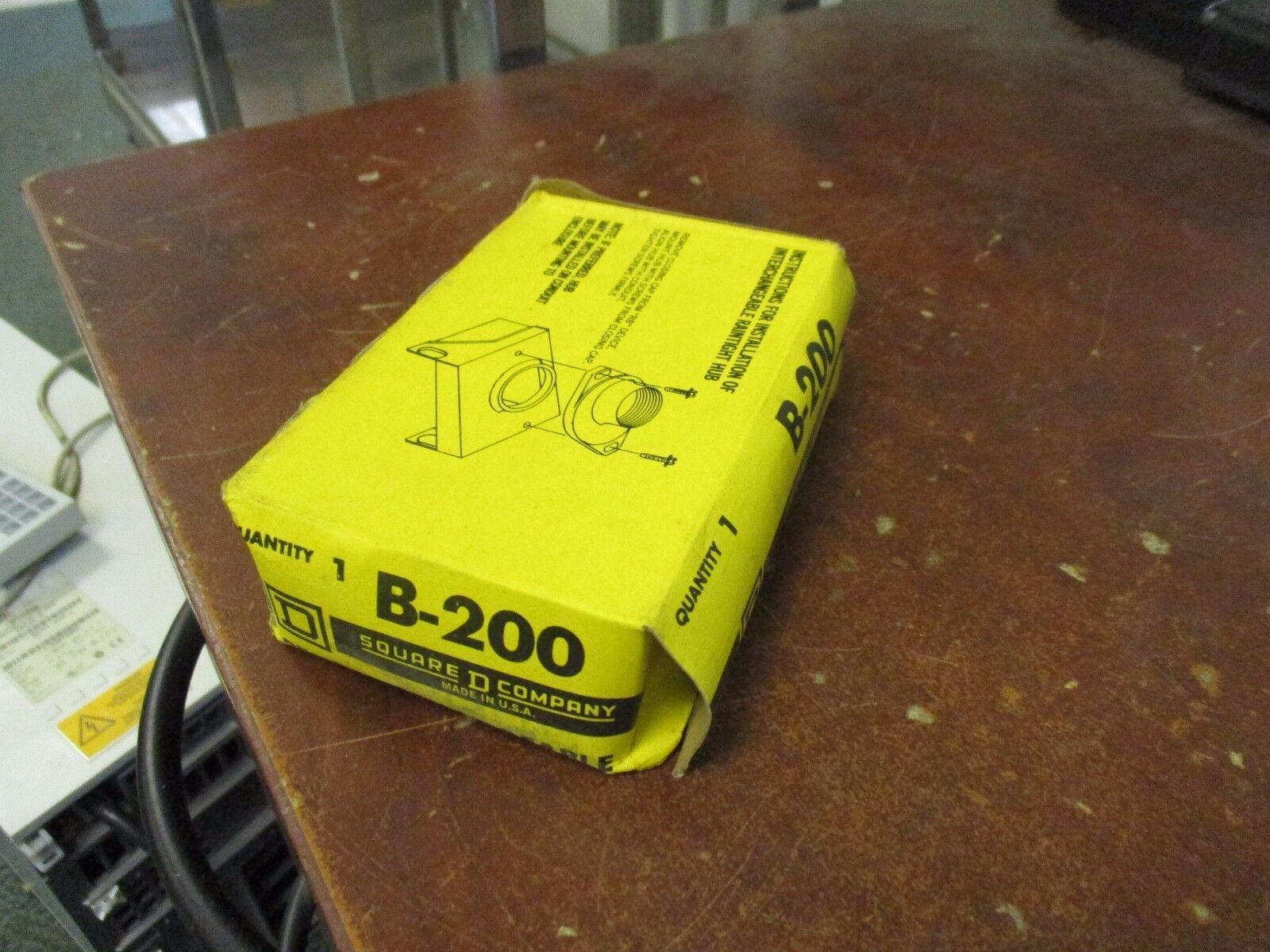 Square D Interchangeable Raintight Hub B-200 Size: 2" New