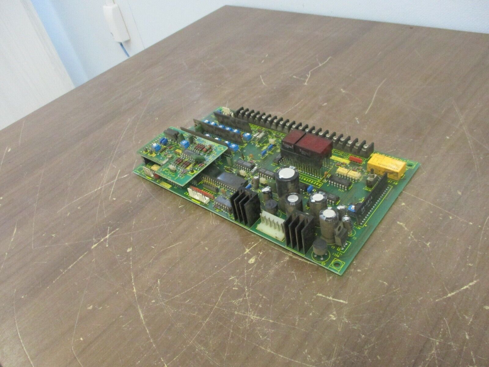 Toshiba Control Board ARNI-889G13 w/ 3N3K0011-C Board Used