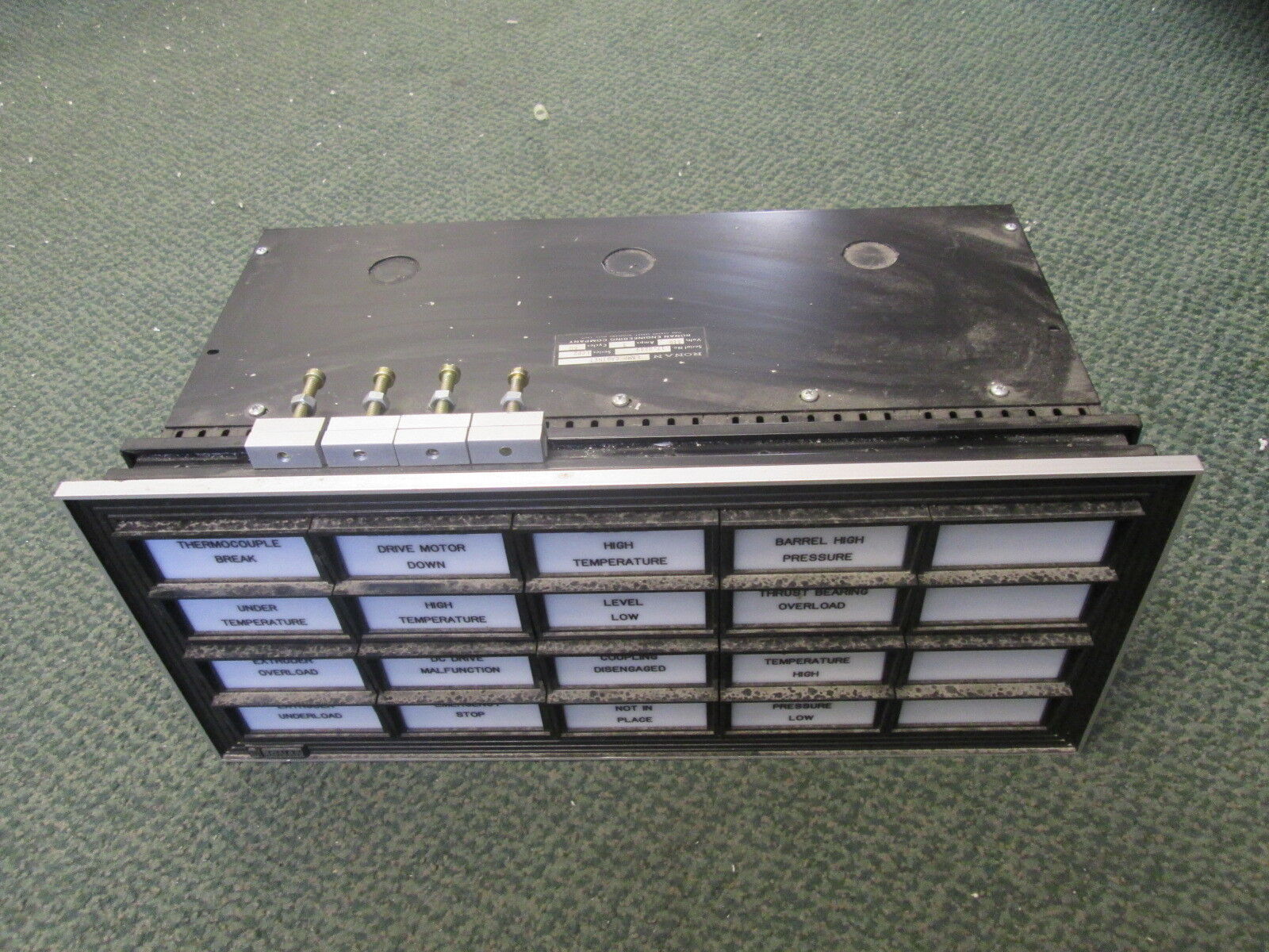 Ronan Lamp Cabinet LCP2 115V 3A 60Hz Used