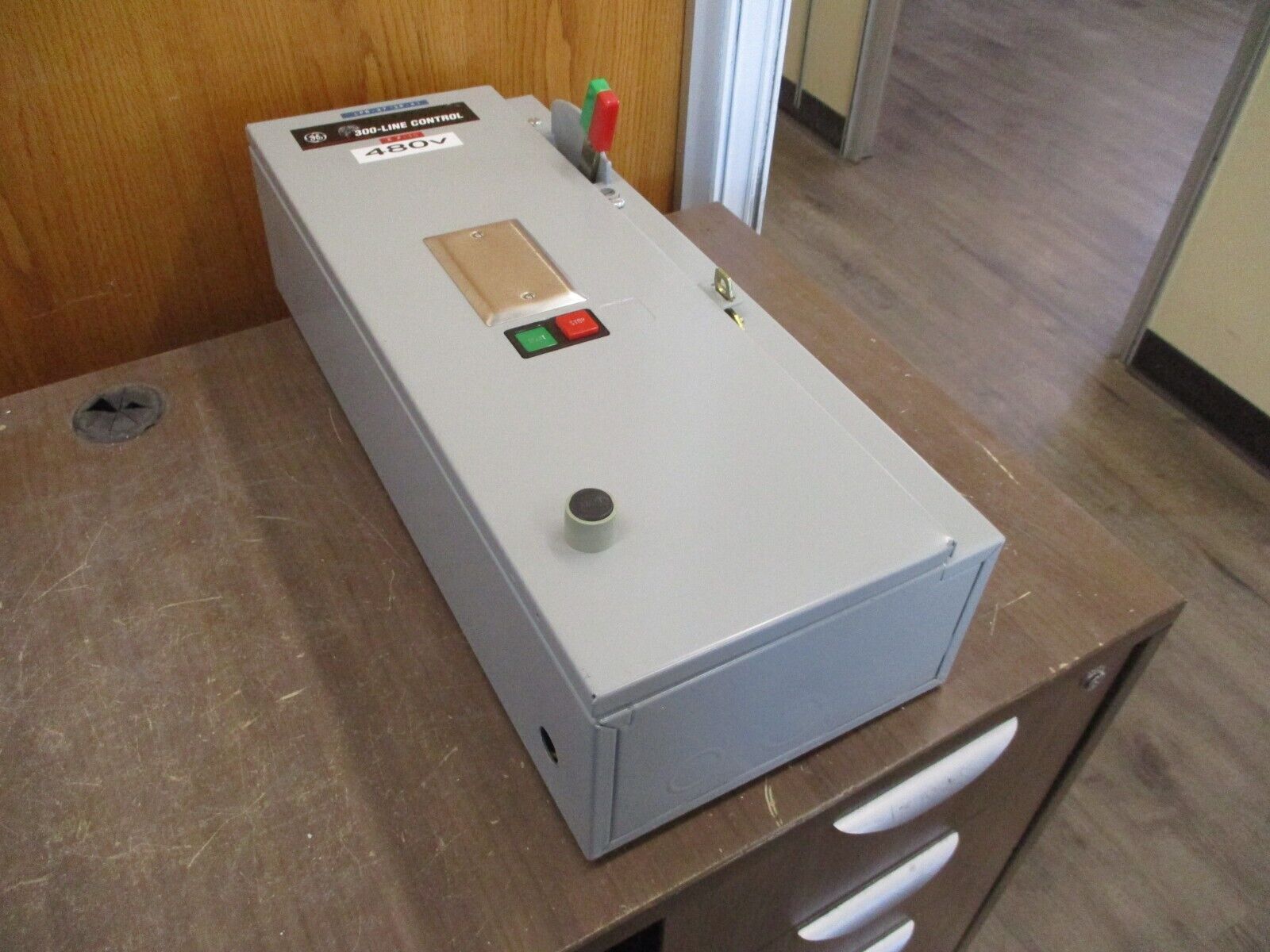 GE Size 0 Breaker Combination CR387B1046AAATBA 115-120V Coil 3A TEC36003 Breaker