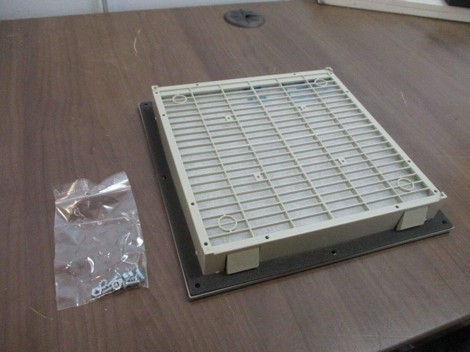 Hoffman Proair Exhaust Grille SG1000002 SF-10 New Surplus