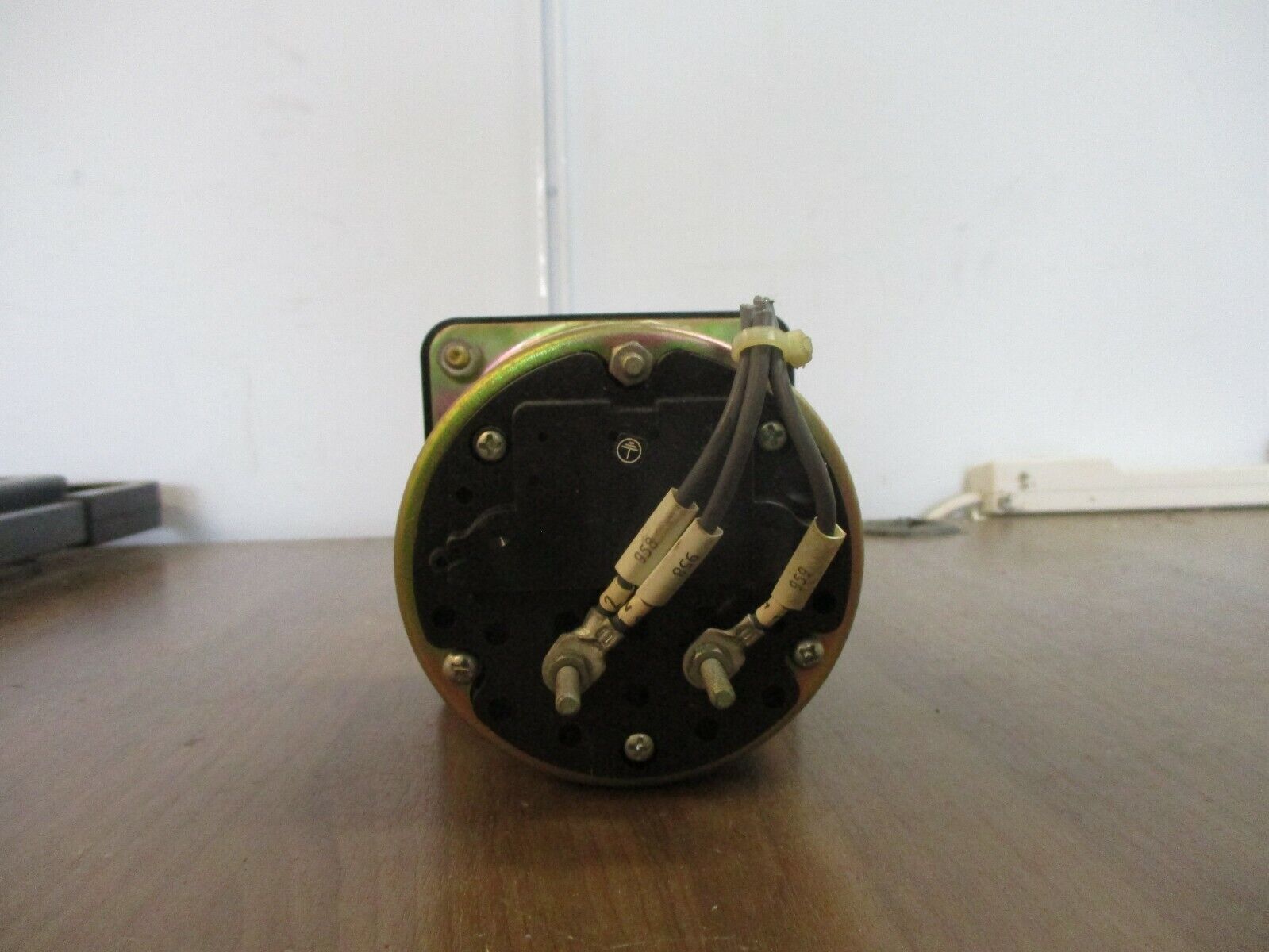 GE/Yokogawa AC Ammeter 103131LSTE Range: 0-1600A Used