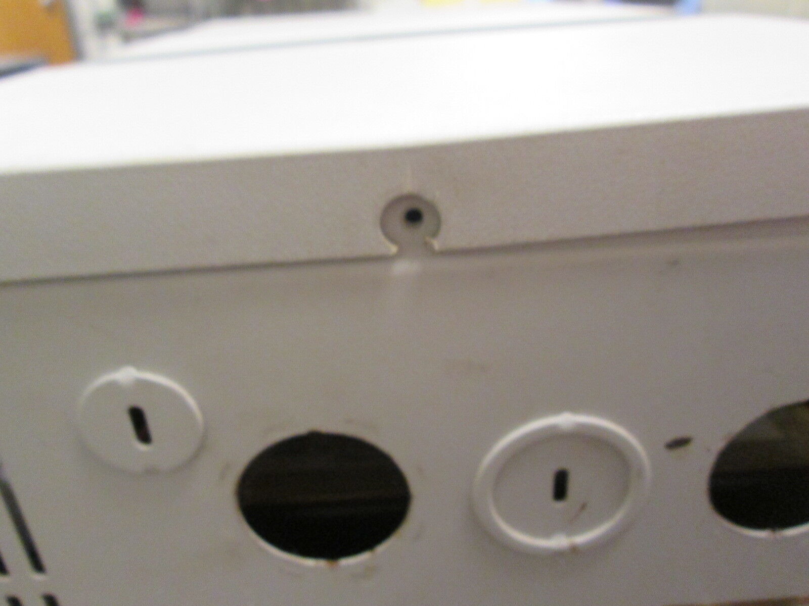 Allen-Bradley 1336 AC Drive 1336-B003-EAD-L3-S1 3HP *No Cover Screw* Used