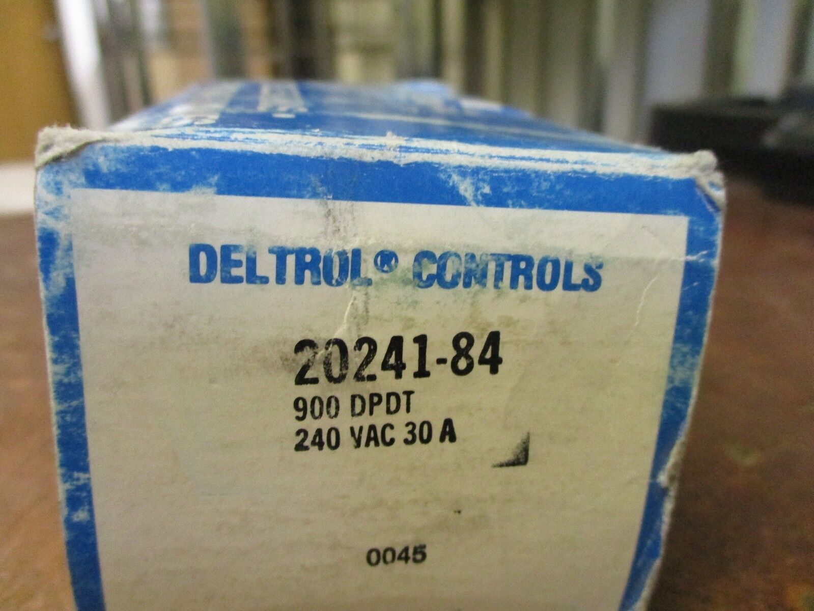 Deltrol Controls Relay 900DPDT20041-84 240VAC 30A Used