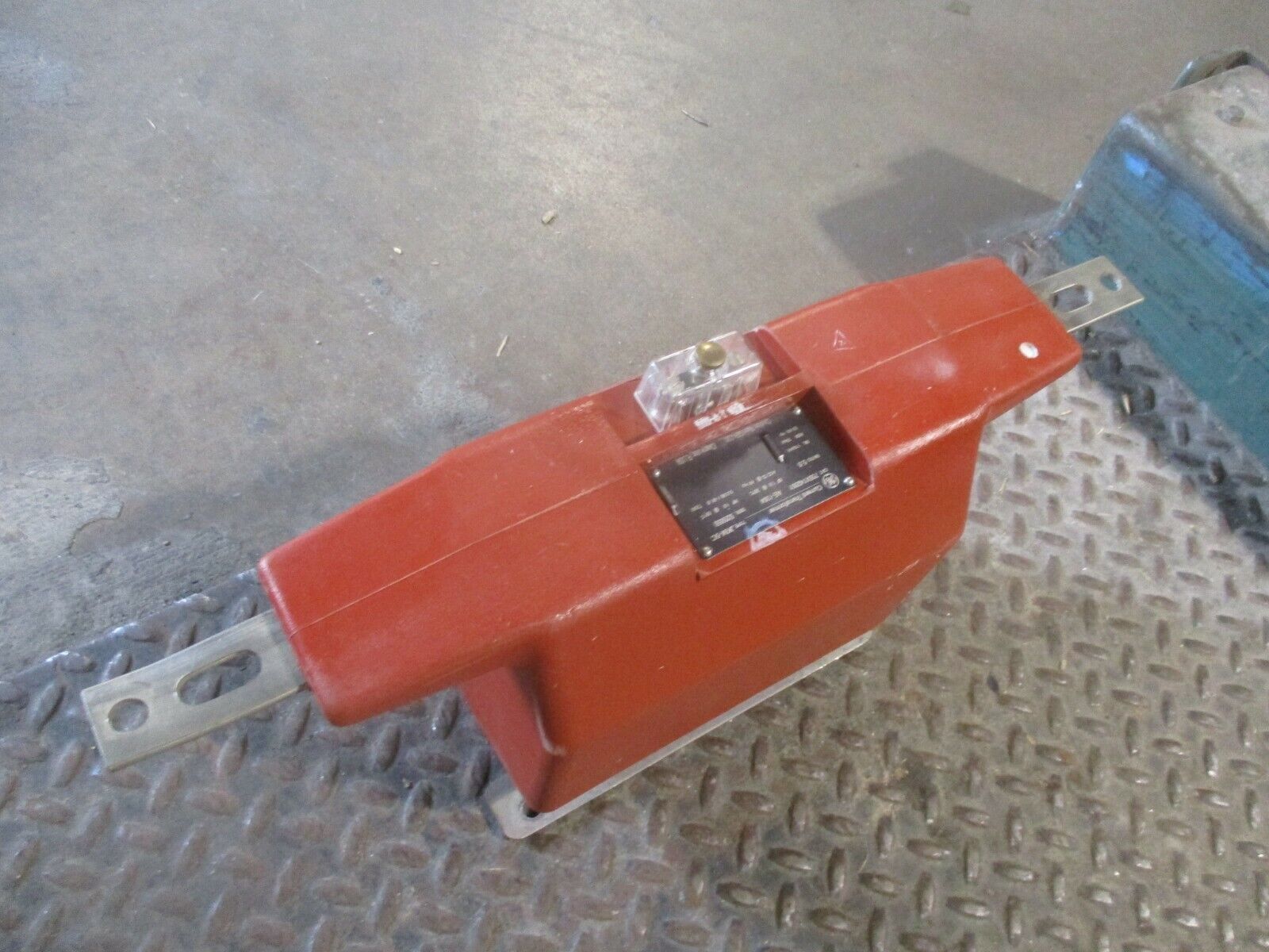 GE Type JKM-5C Current Transformer 755X142001 Ratio 5:5A 15KV 110KV BIL Used