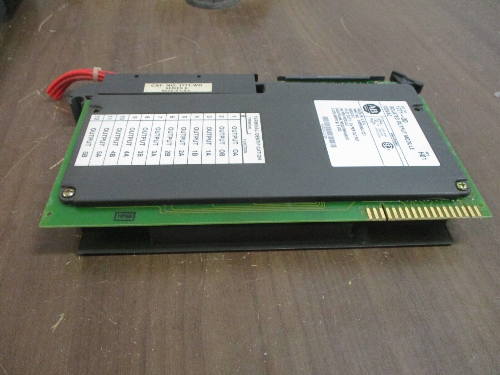 Allen-Bradley Isolated Output Module 1771-OD Rev. H01 120VAC Used