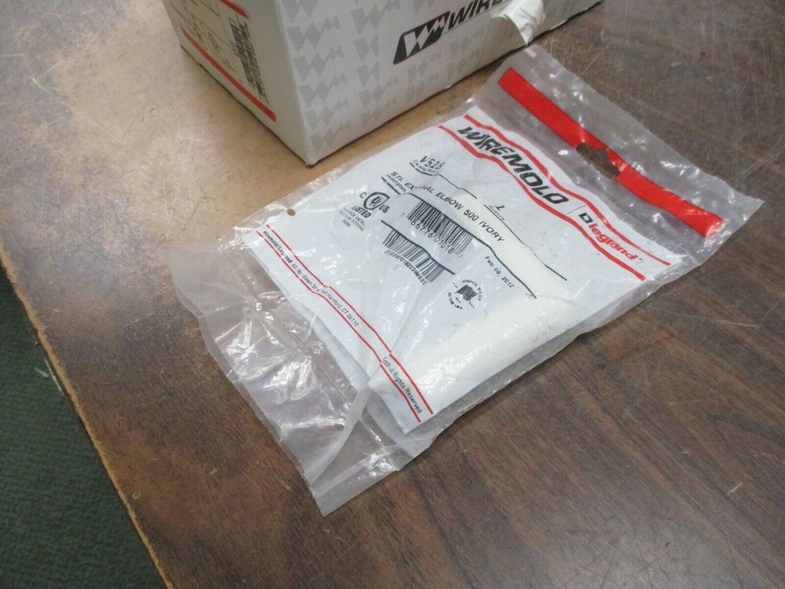 Wiremold Raceway External Elbow V518 Ivory *Box of 10* New Surplus