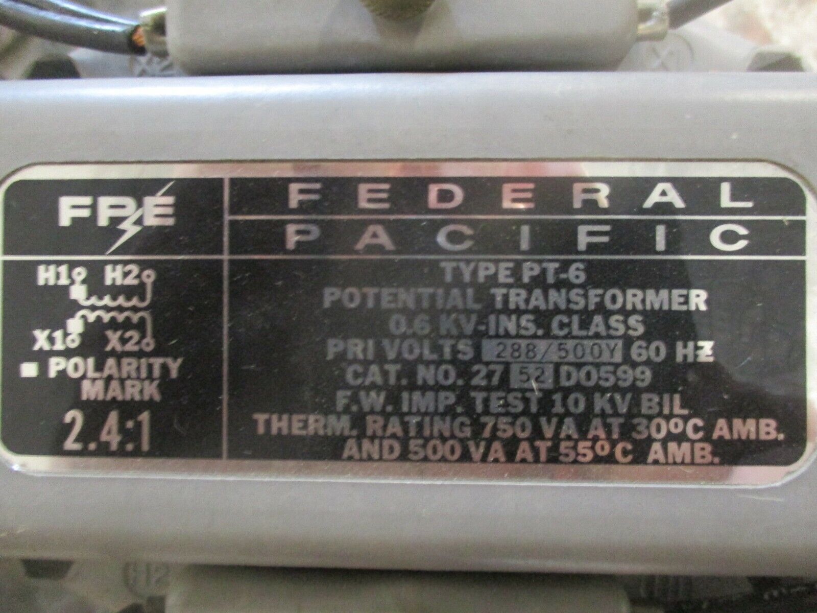 FPE Type PT-6 Potential Transformer 2752D0599 Ratio 2.4:1 Pri: 288/500V 60HZ
