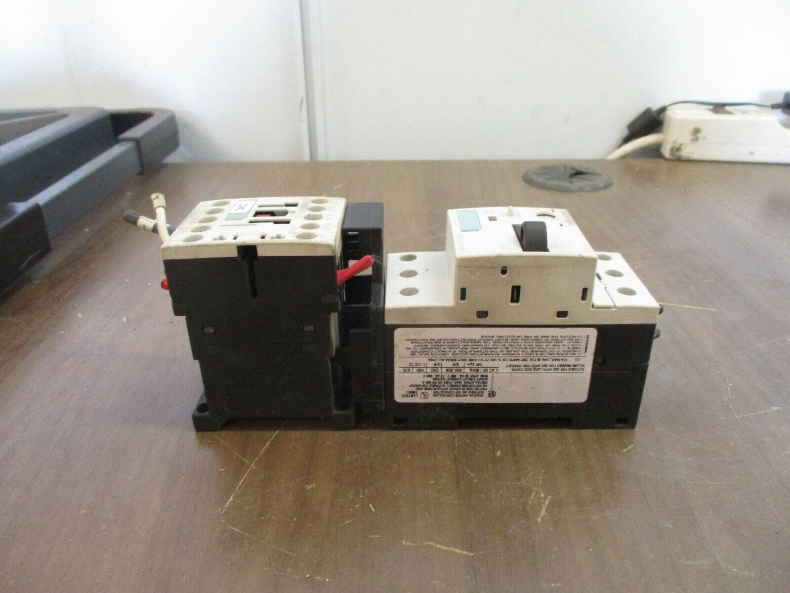 Siemens Sirius Starter 3RT1016-1AB01 / 3RV1011-1CA10 24V Coil Trip: 1.8-2.5A