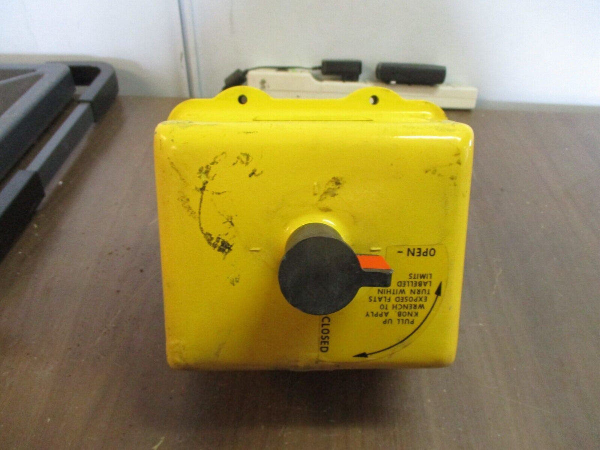 Worcester Actuated Valve 10-75W-M2 R1 150 in-lbs Used
