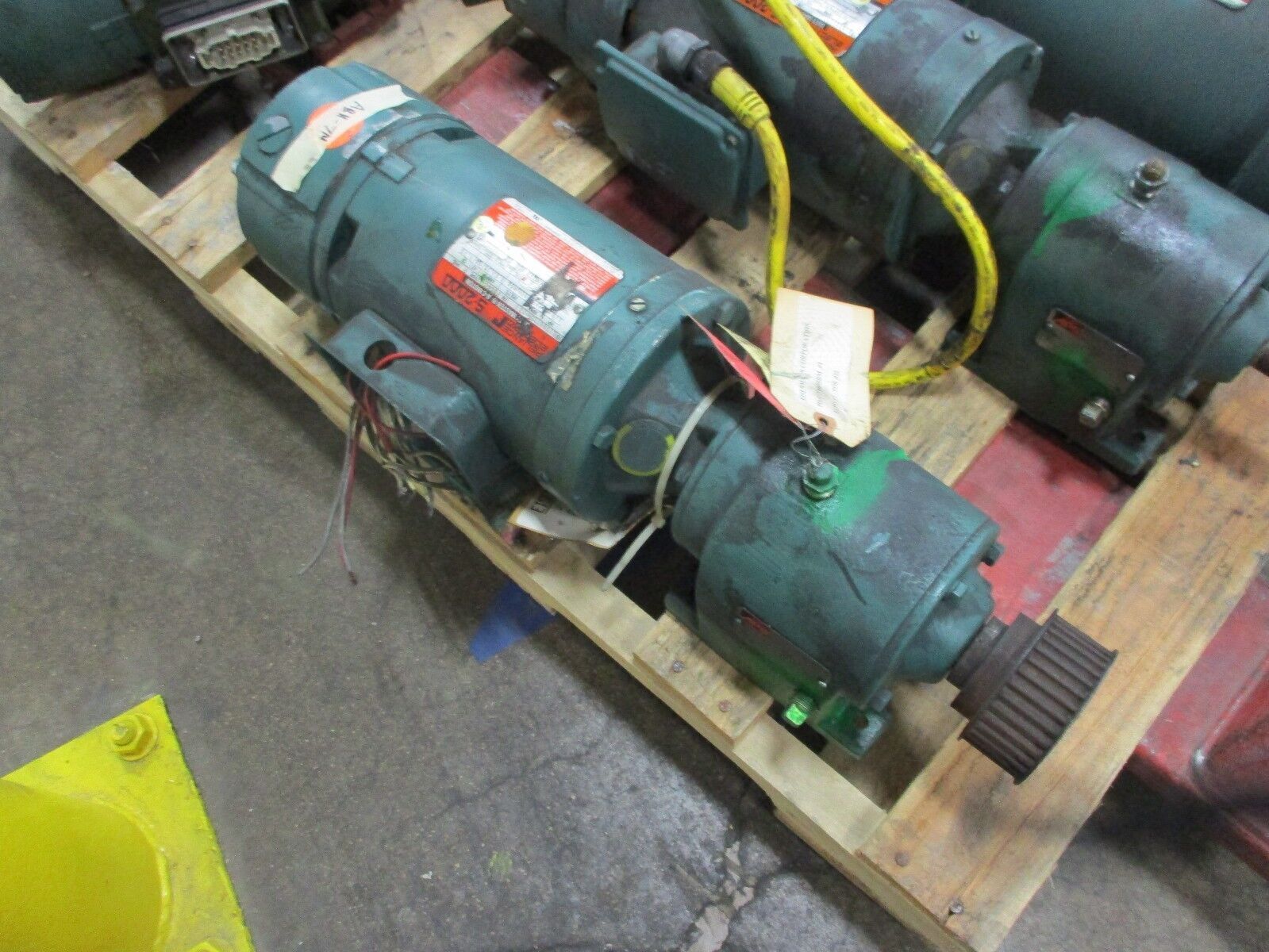 Reliance Duty Master Motor w/ Gear & Brake B79B4135M-ZZ 1/2HP 1800RPM FR:FB56C