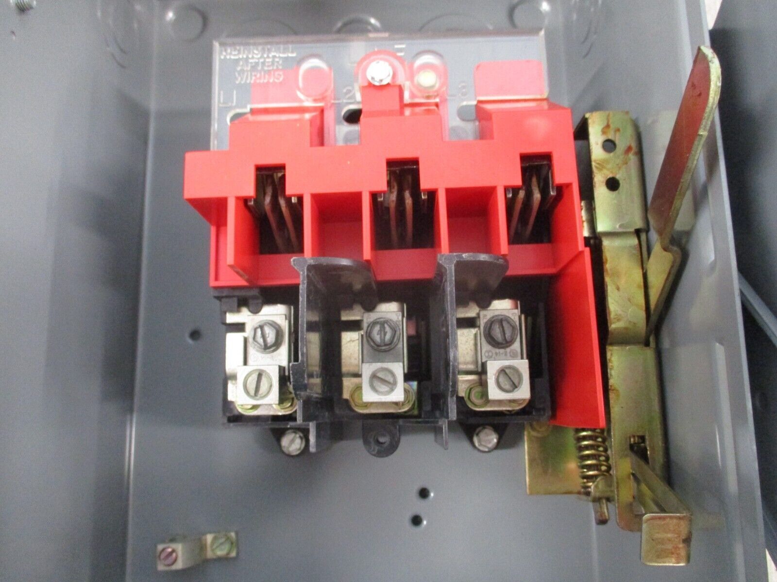 Cutler-Hammer Non-Fusible Safety Switch DH361UGK 30A 600V 3P Type 1 New Surplus