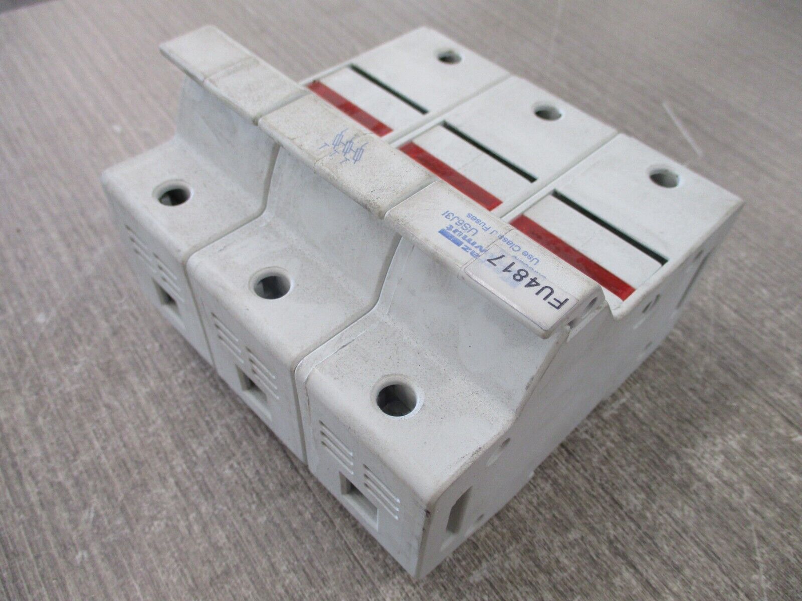 Ferraz Shawmut Fuseholder US6J3I 60A 600V 3P Used