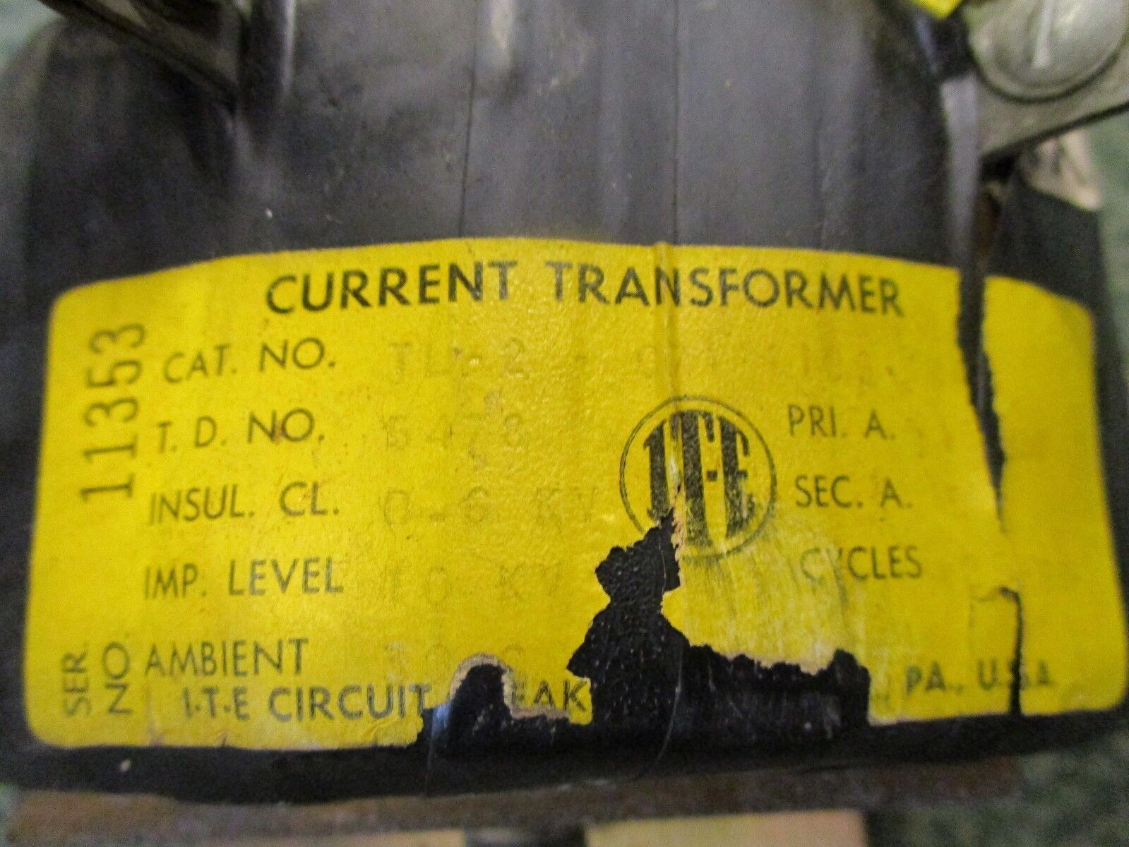 ITE Current Transformer TL-21071-1106 Ratio 1900:5A 25-60Hz Used