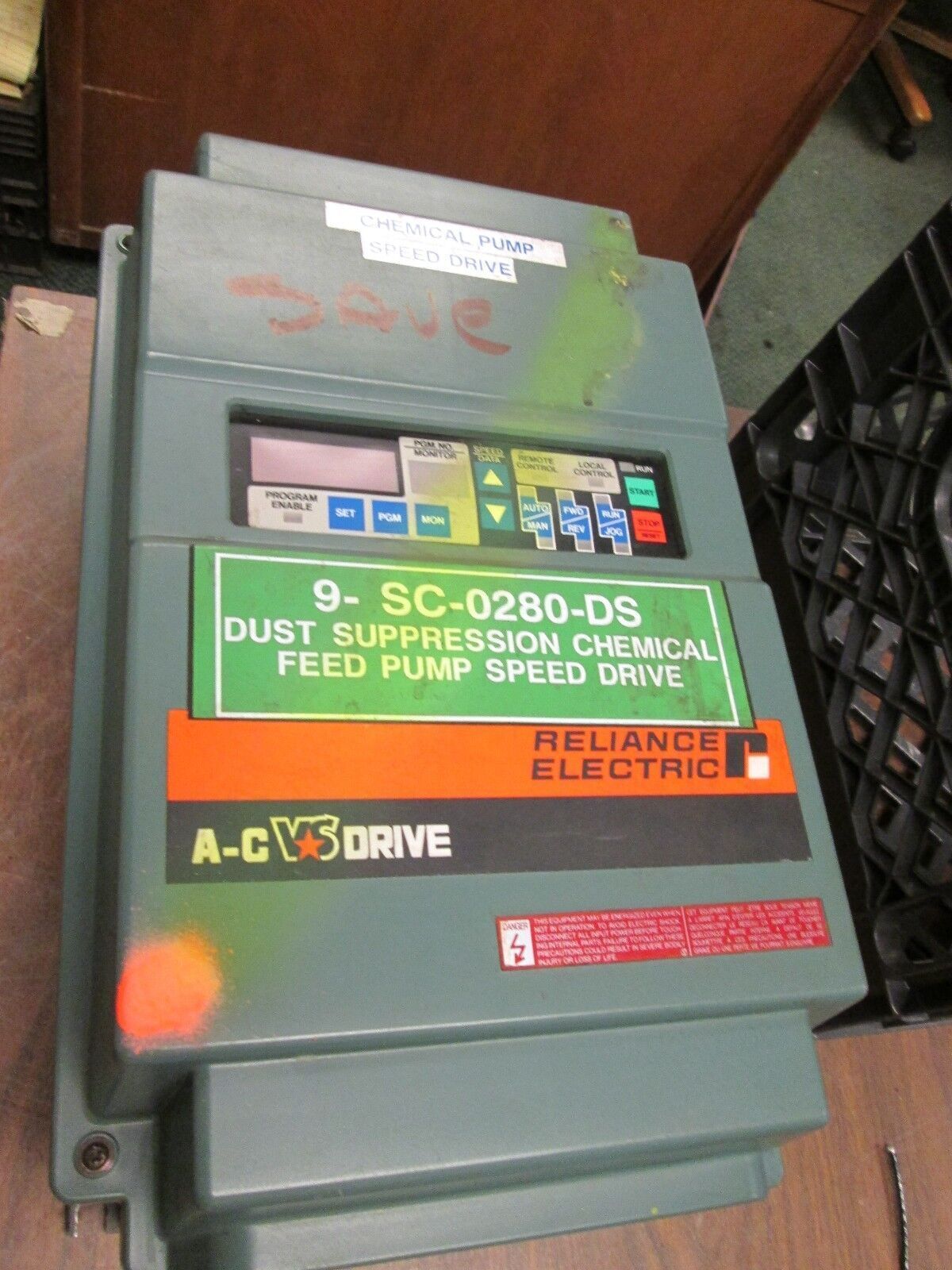 Reliance VS GP-2000 AC Drive 2GU42001 1HP Used