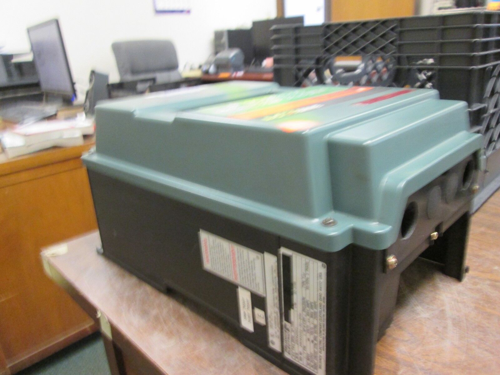 Reliance VS GP-2000 AC Drive 2GU42001 1HP Used