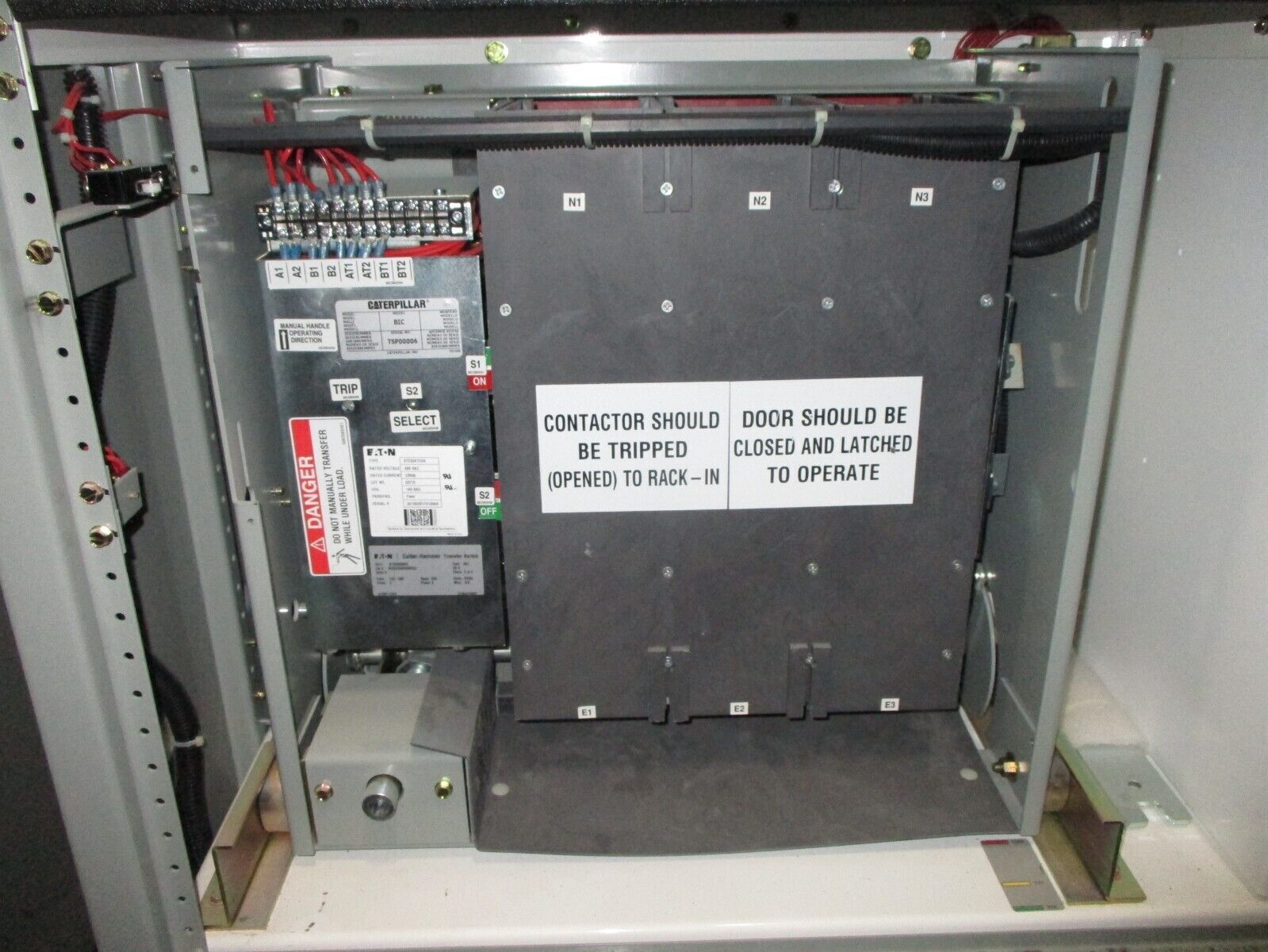 CAT / Eaton Bypass Isolation Automatic Transfer Switch BIC8C3X30800XSU 800A Used