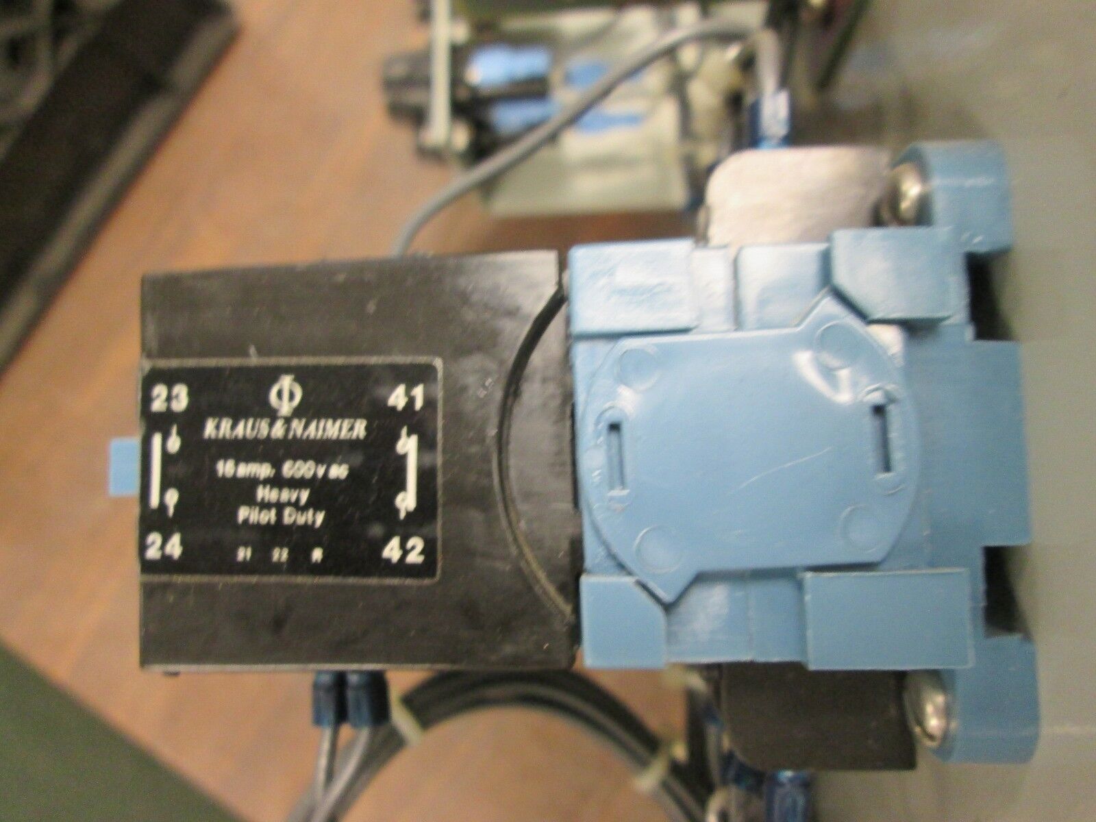 S&C Micro-AT Source Transfer Control 3908-V1Y4Y8-S101 120V Used