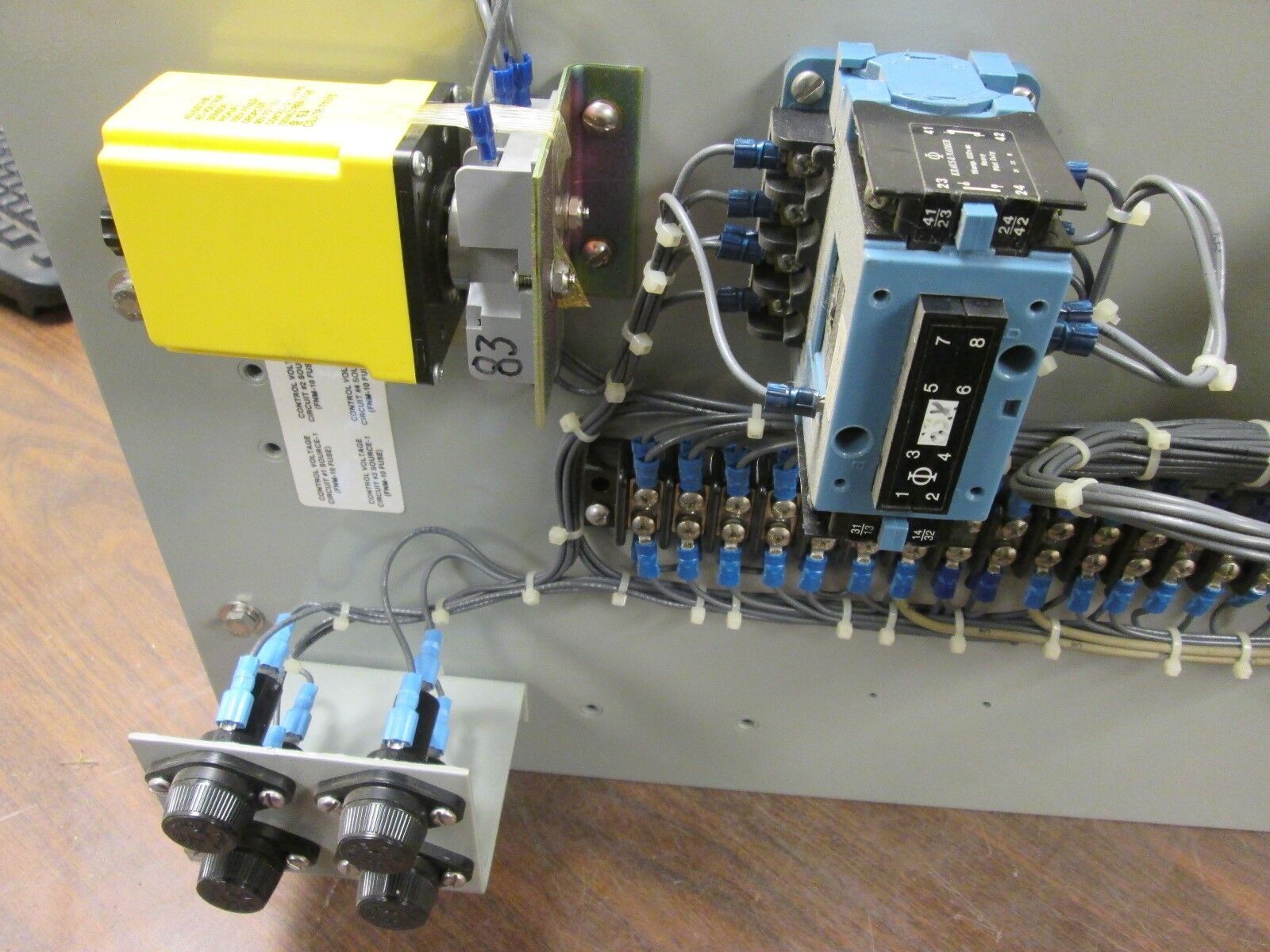 S&C Micro-AT Source Transfer Control 3908-V1Y4Y8-S101 120V Used