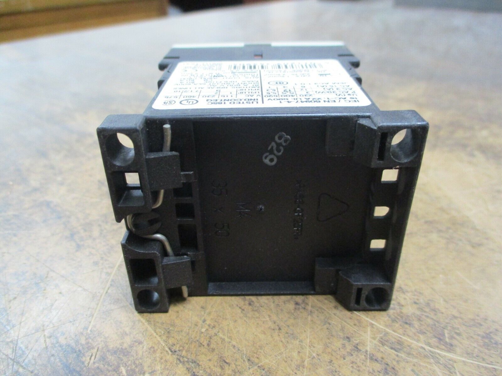 Siemens Sirius Contactor 3RT1017-1AK61 120V Coil 20A 600V Used