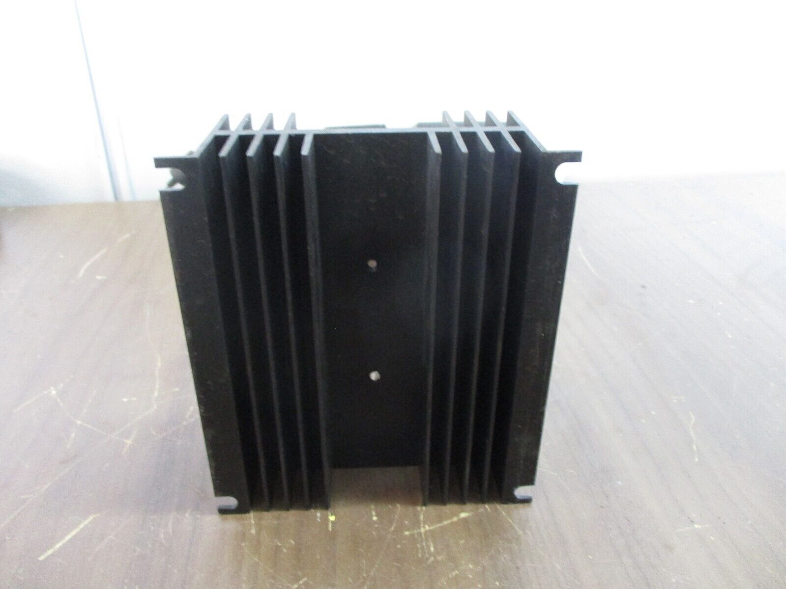 Union Elecom Solid State Relay SDA1-225Z Input: 4-32VDC Output: 240VAC 25A Used