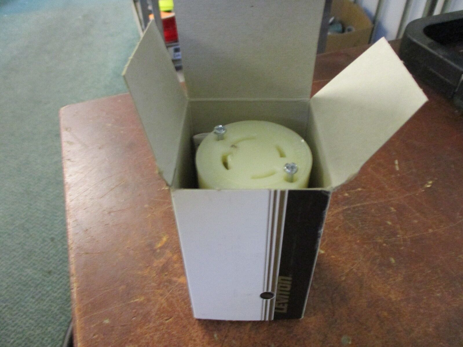 Leviton Connector 2713 30A 125/250V Black New Surplus