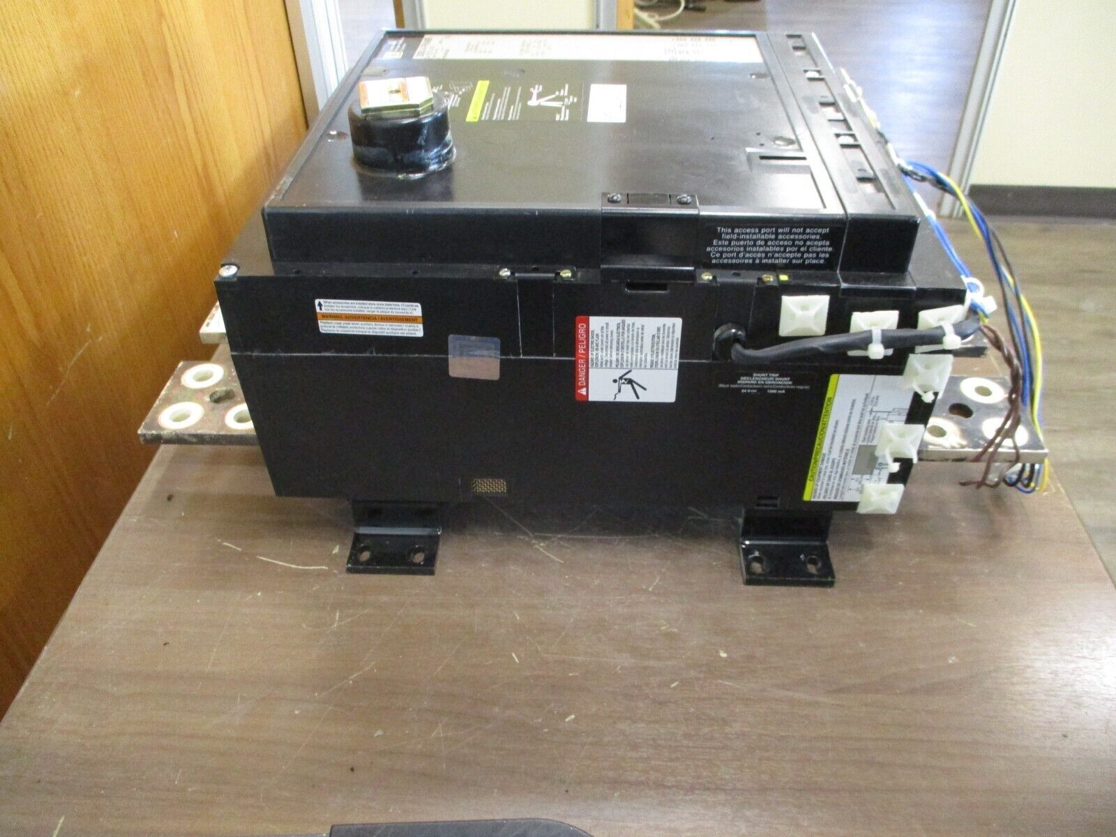 Square D Circuit Breaker PHF3616001386 1600A 600V Used
