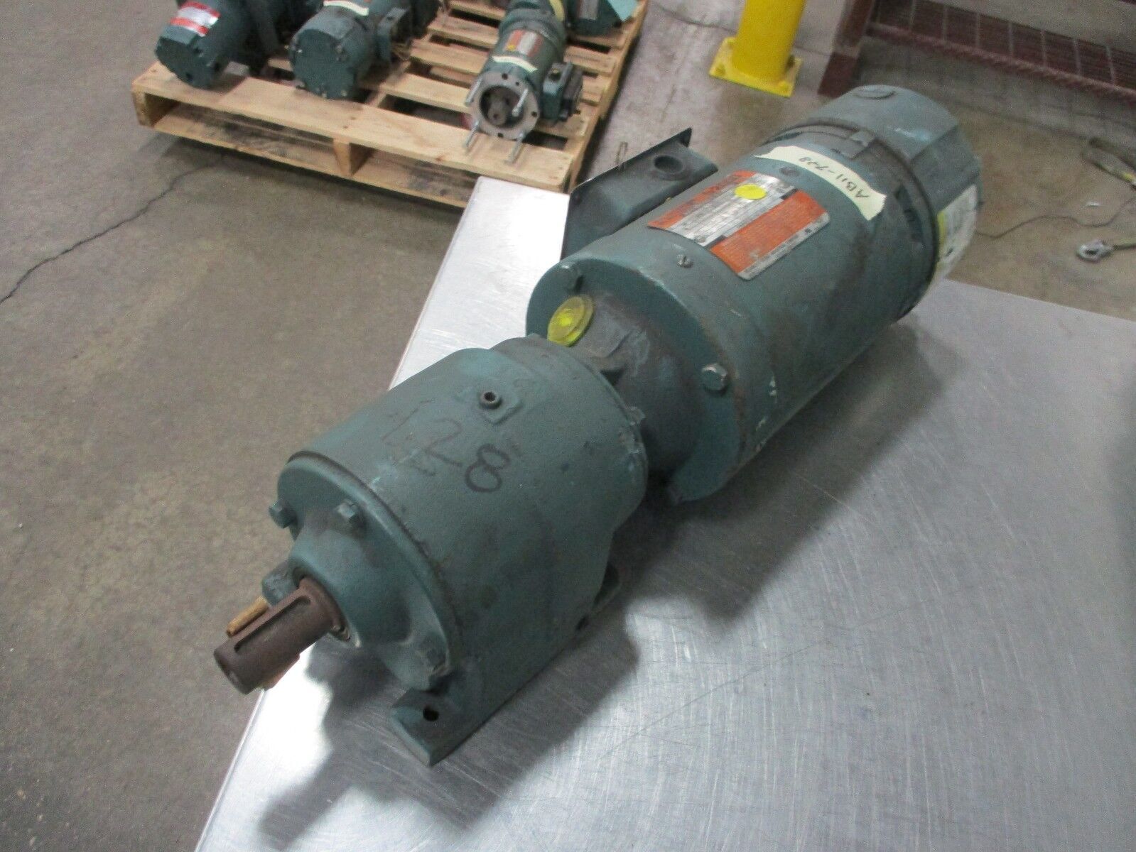 Reliance Duty Master Motor w/ Gear & Brake B797B3127M-XY 1/2HP 1800RPM FR:FB56C