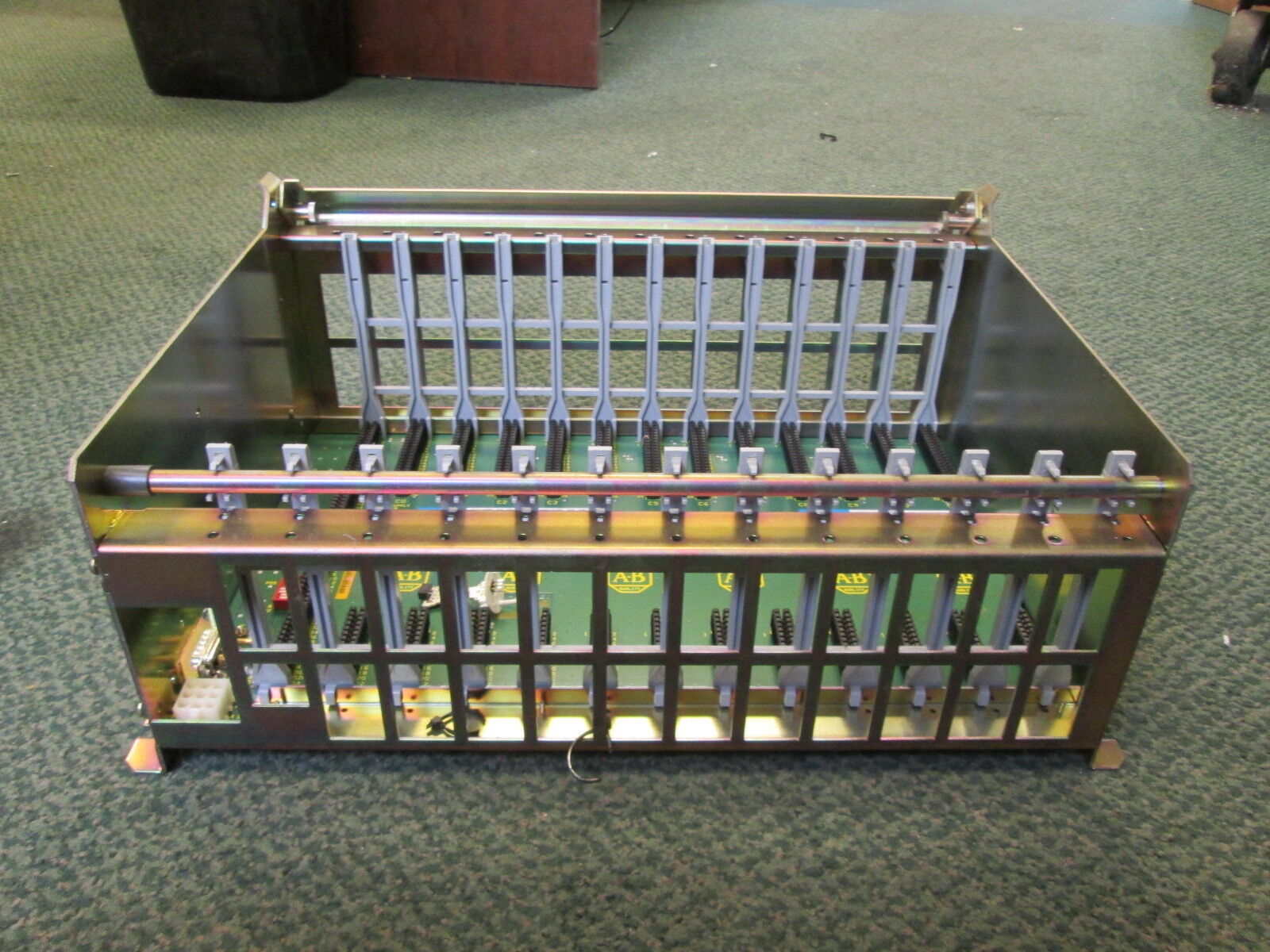 Allen-Bradley 12-Slot I/O Chassis 1771-A3B1 24A @ 5.25VDC Used