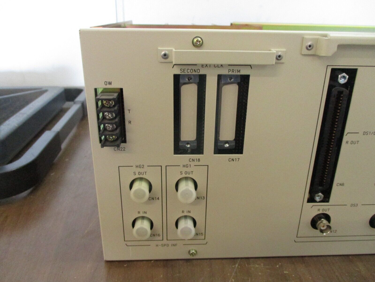 Fujitsu FLM 50/150 Rack FC9602SHF1 Used