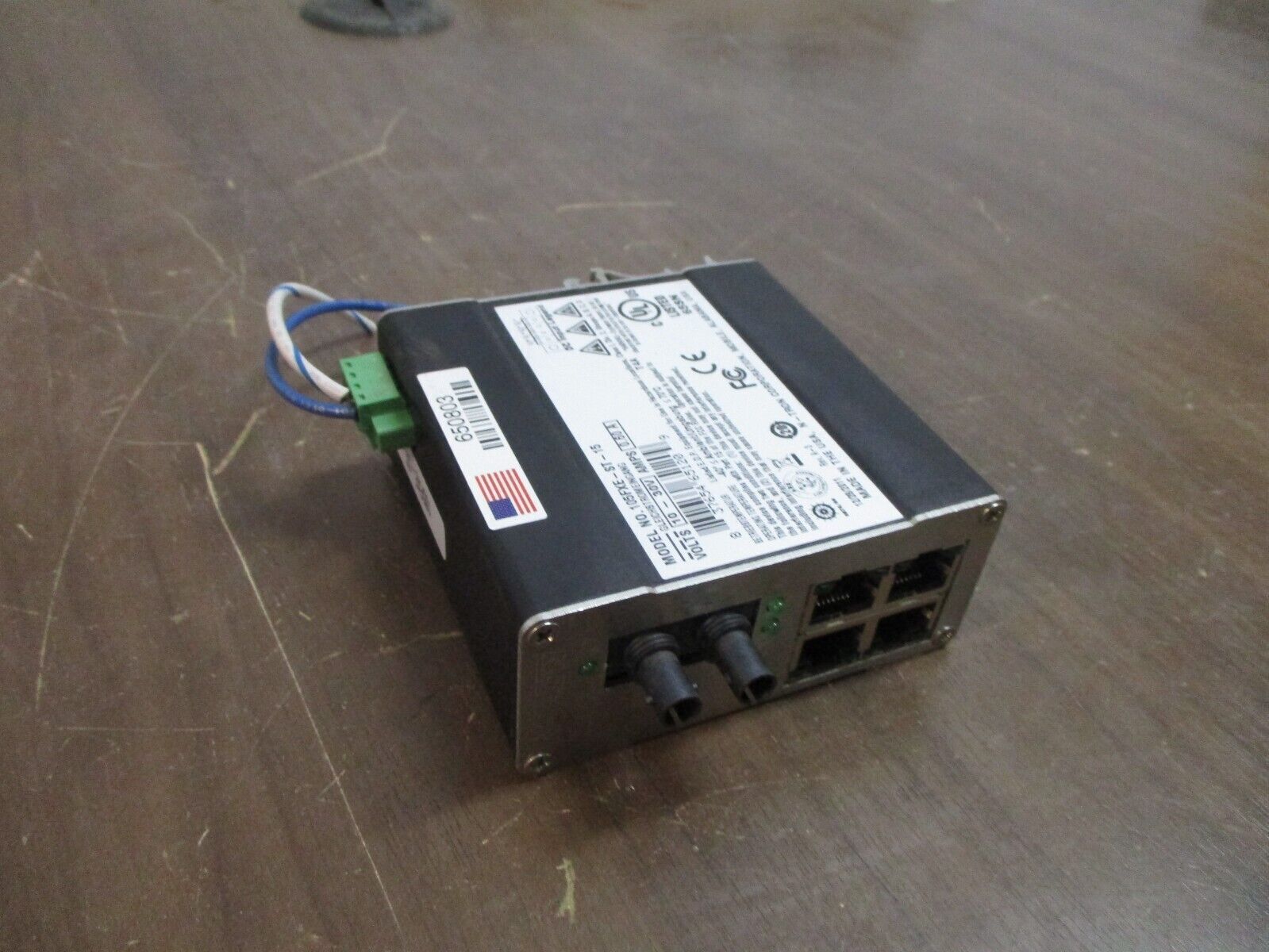 N-Tron 105FX 5-Port Ethernet Switch 105FXE-ST-15 Used